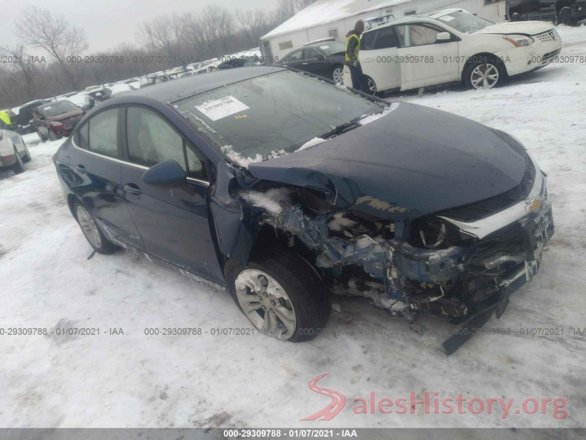 1G1BE5SM3K7133202 2019 CHEVROLET CRUZE