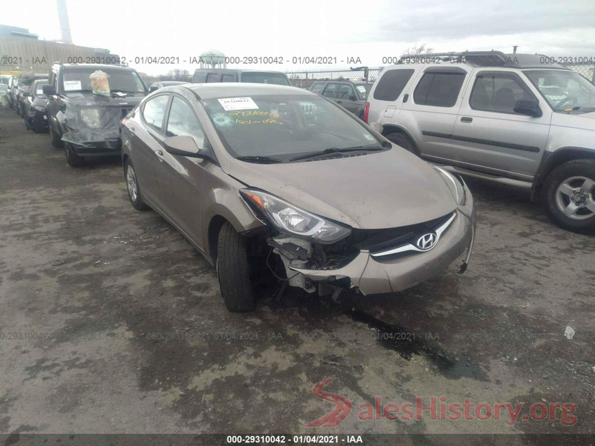 5NPDH4AE3GH771917 2016 HYUNDAI ELANTRA