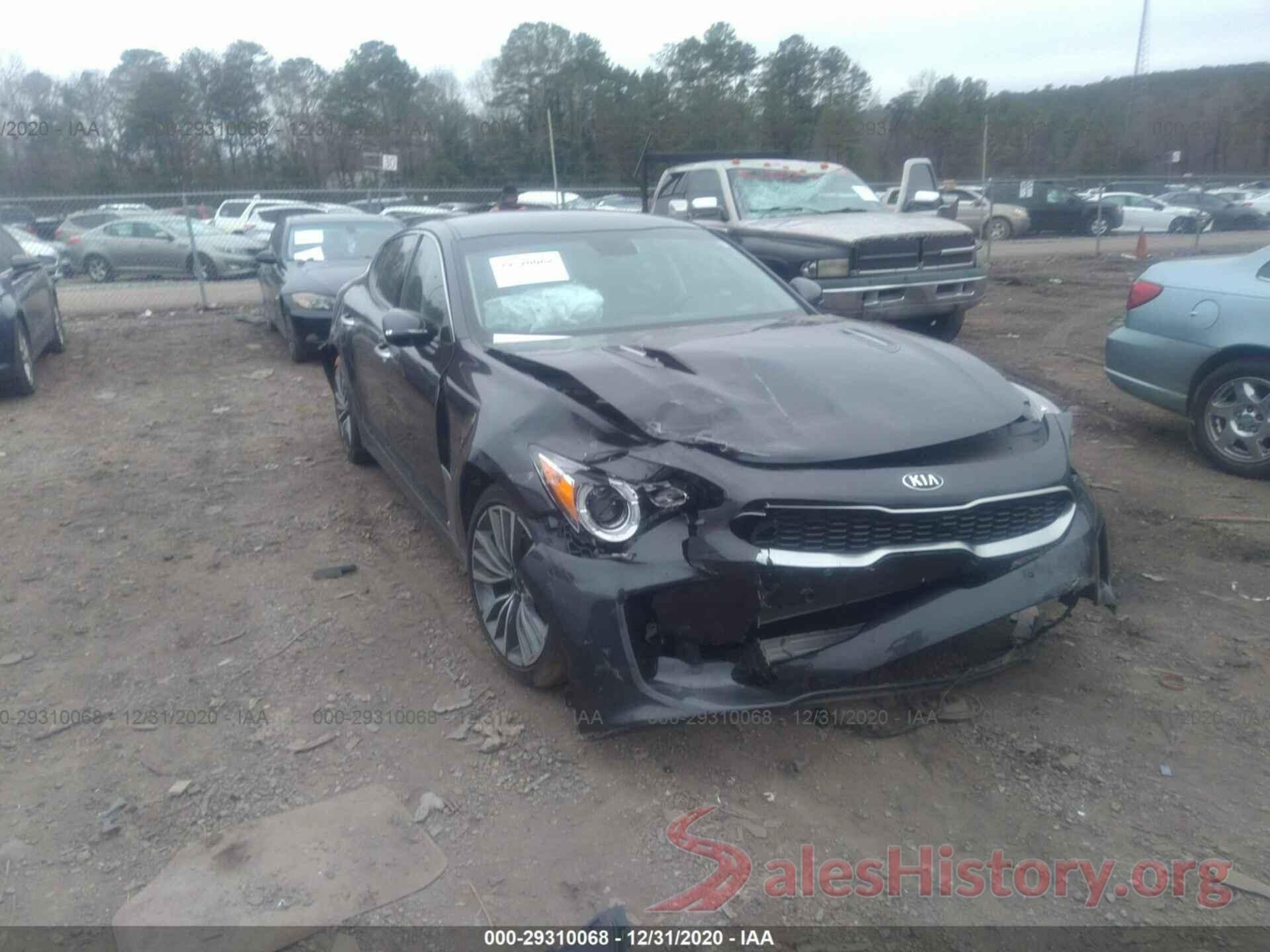 KNAE15LAXK6047666 2019 KIA STINGER