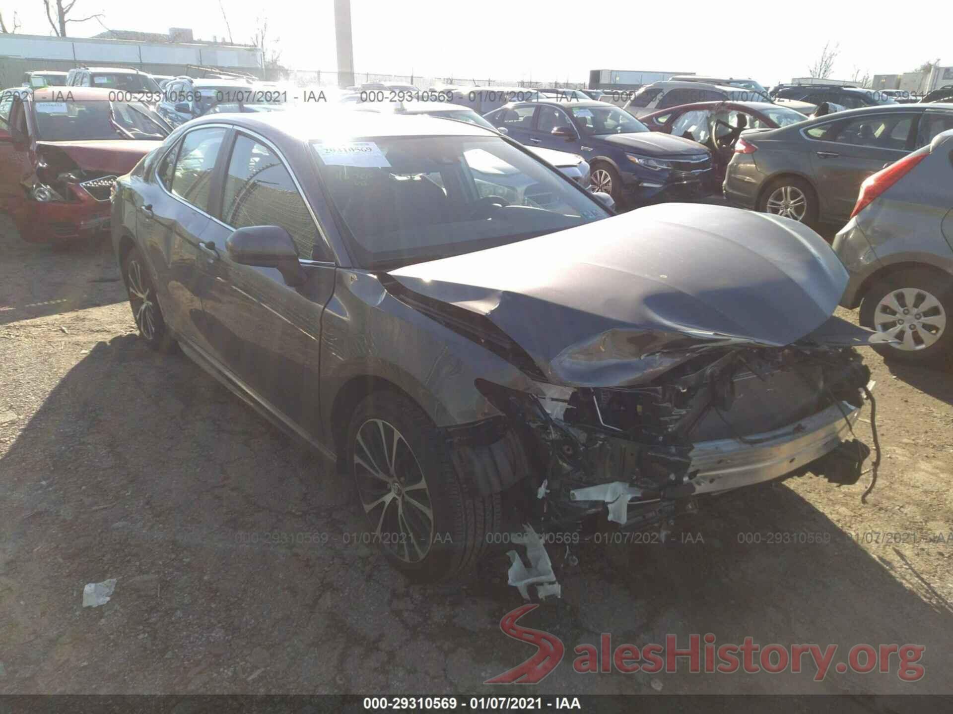 4T1G11AK9LU302557 2020 TOYOTA CAMRY