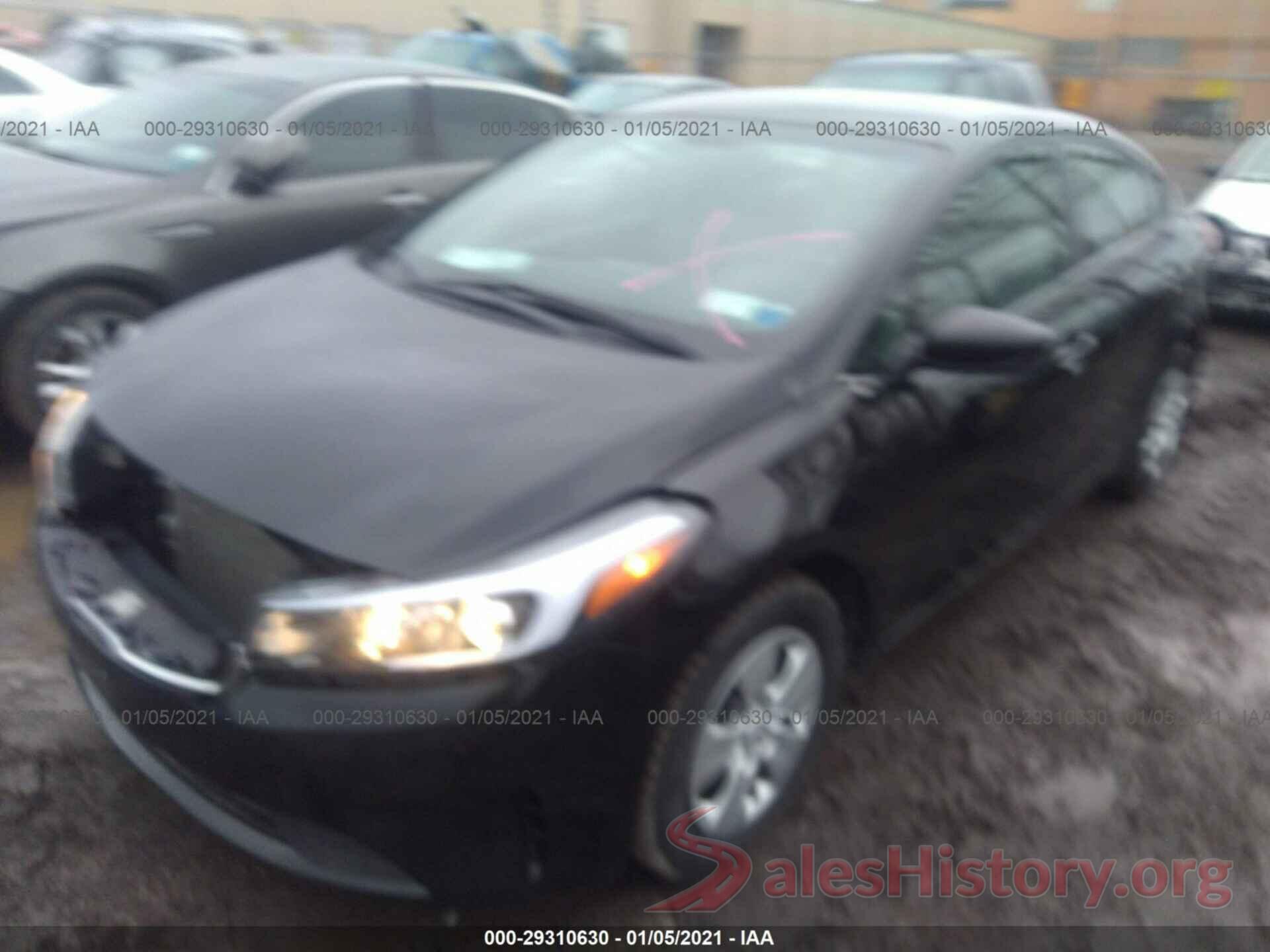 3KPFK4A75HE125392 2017 KIA FORTE