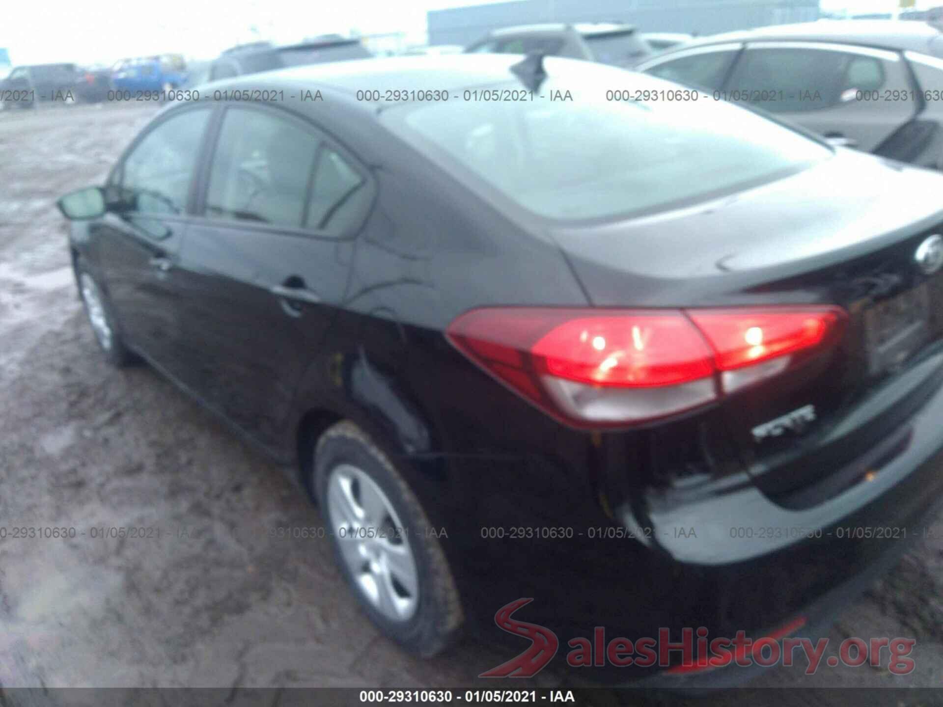 3KPFK4A75HE125392 2017 KIA FORTE