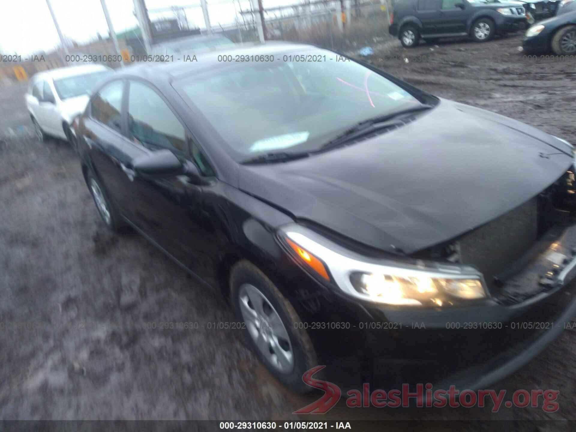 3KPFK4A75HE125392 2017 KIA FORTE