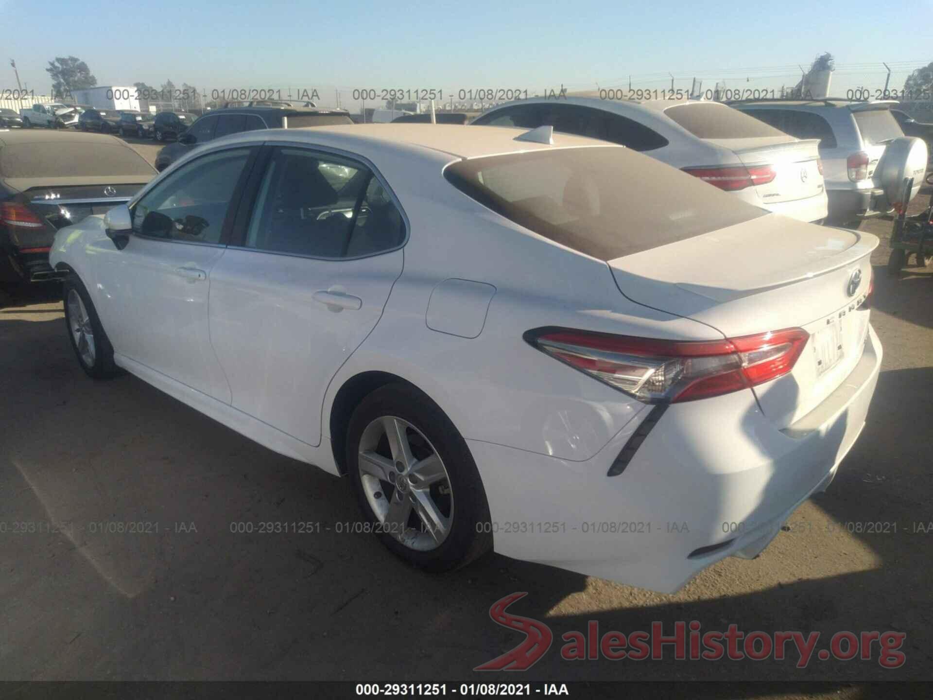 4T1B11HK4KU742099 2019 TOYOTA CAMRY