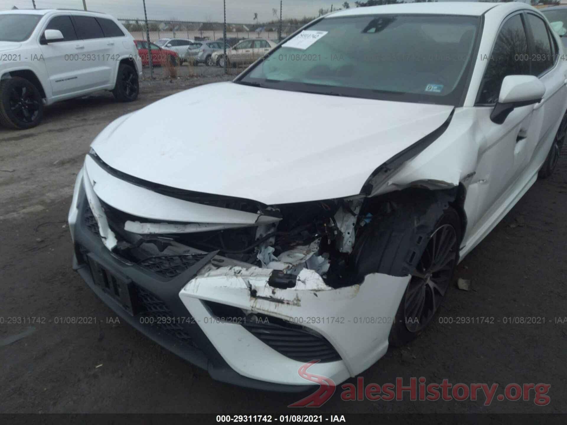 JTNB11HK2J3021669 2018 TOYOTA CAMRY