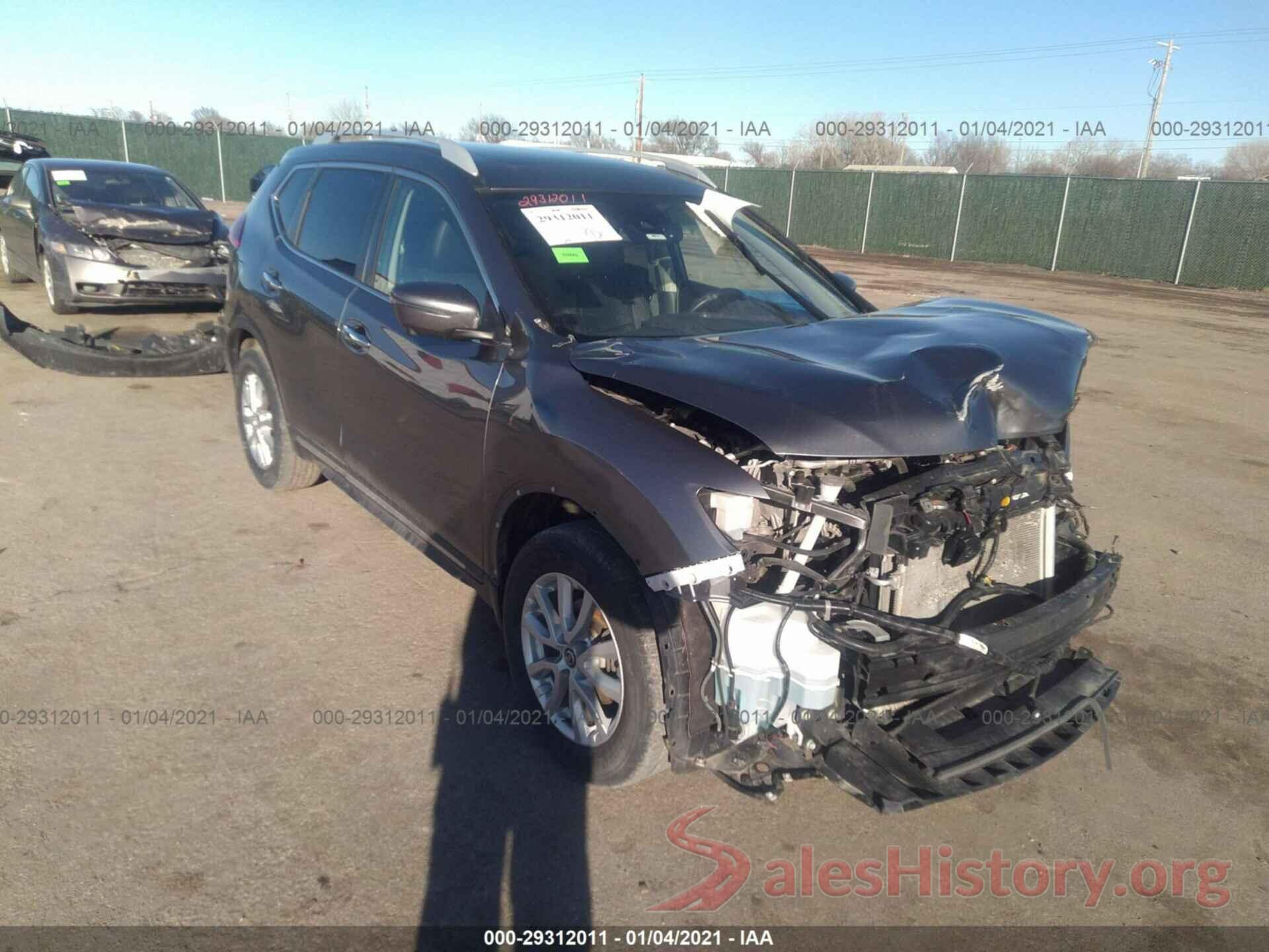 5N1AT2MT8HC884738 2017 NISSAN ROGUE