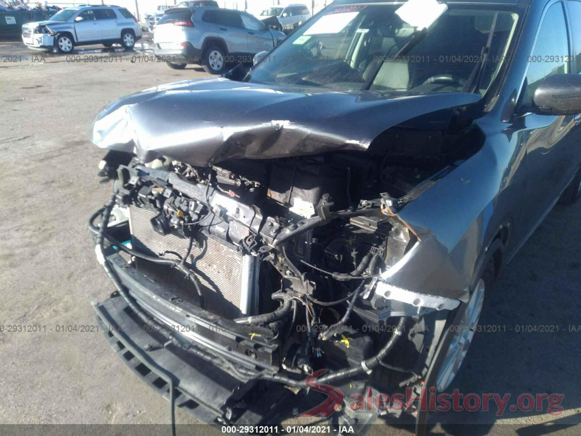 5N1AT2MT8HC884738 2017 NISSAN ROGUE