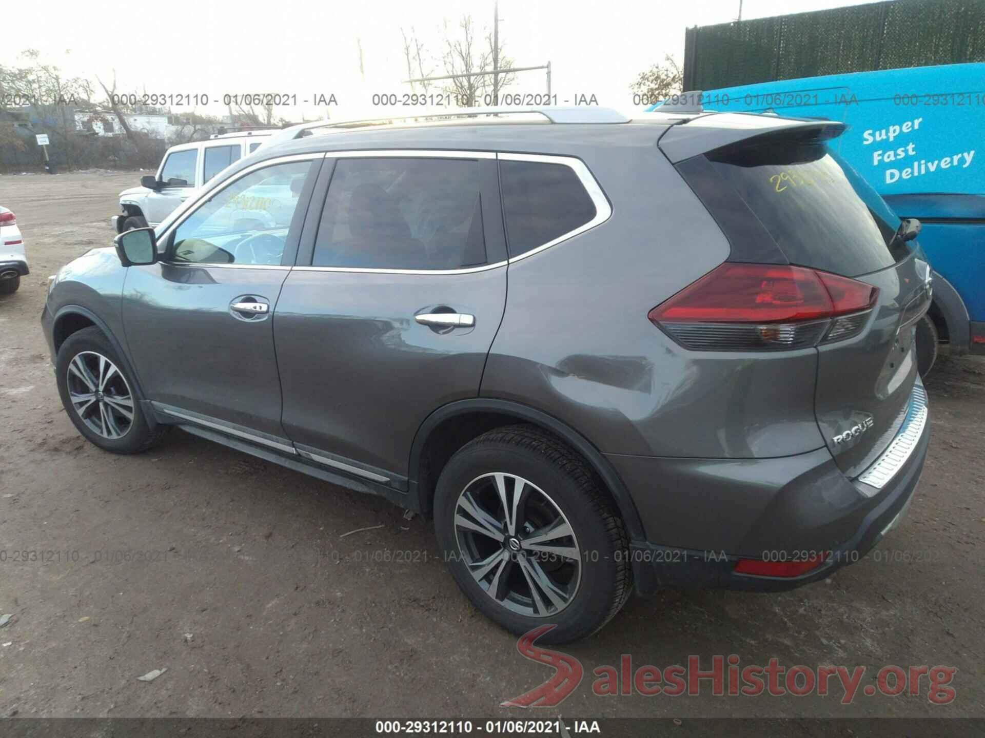 5N1AT2MV4JC810563 2018 NISSAN ROGUE