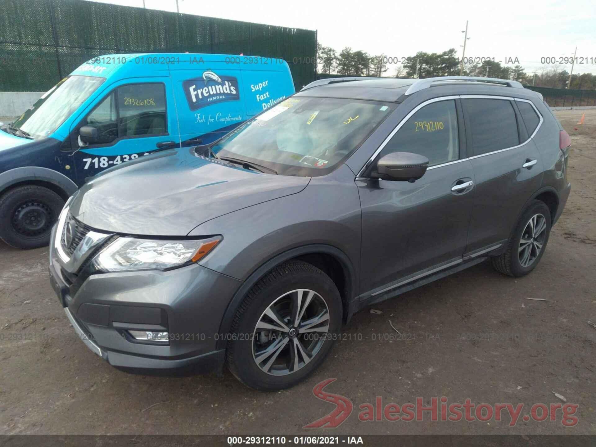 5N1AT2MV4JC810563 2018 NISSAN ROGUE