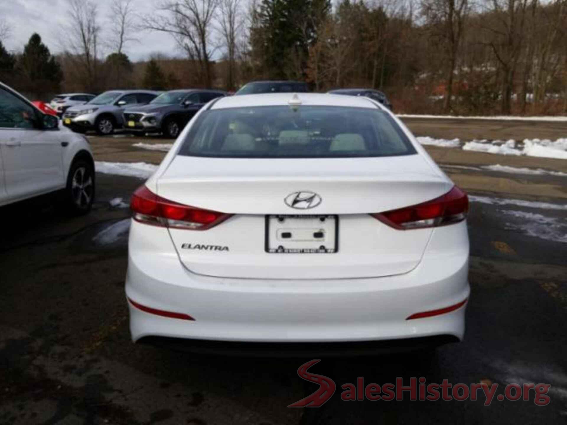 5NPD84LF2JH309104 2018 HYUNDAI ELANTRA