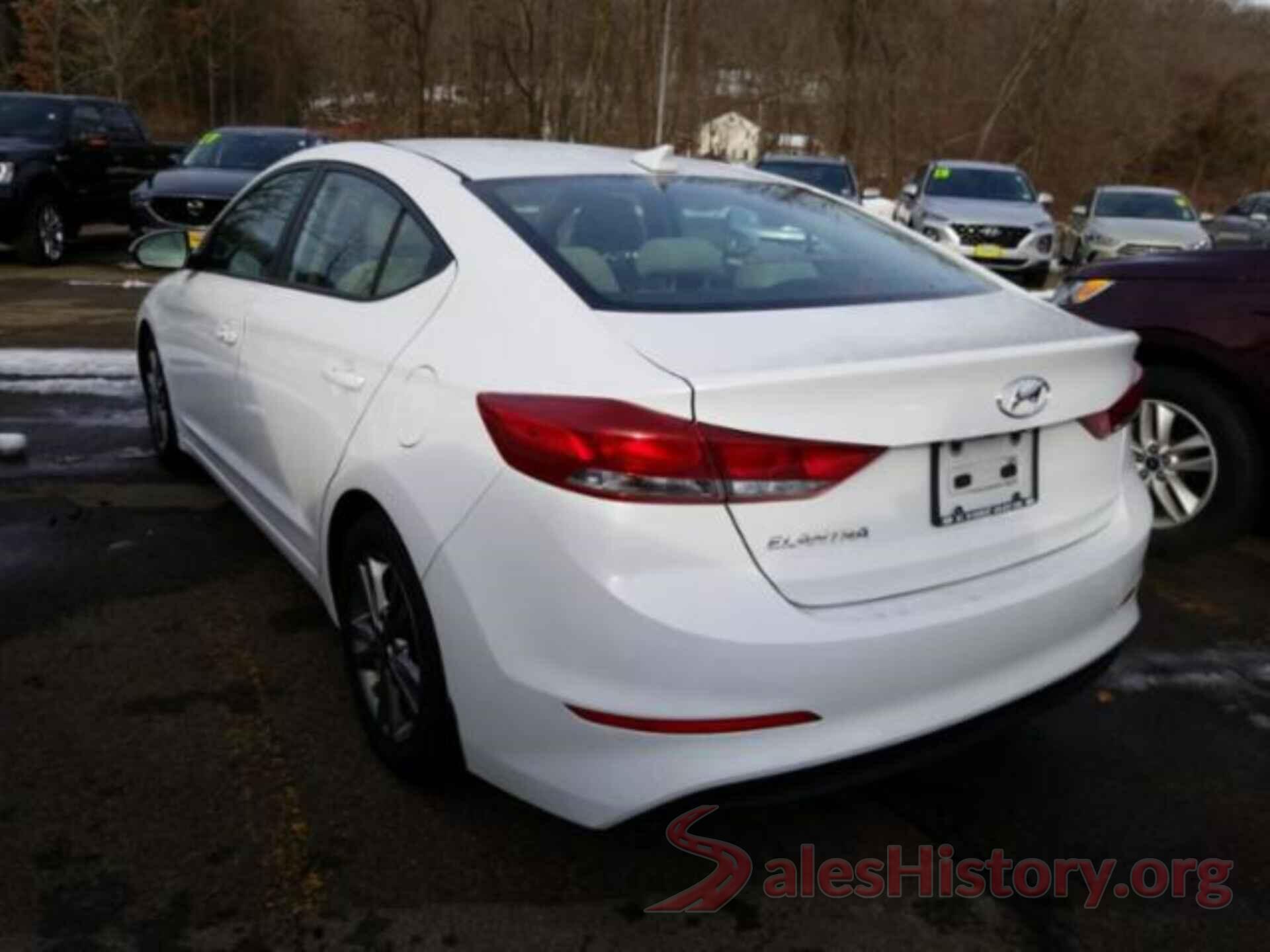 5NPD84LF2JH309104 2018 HYUNDAI ELANTRA