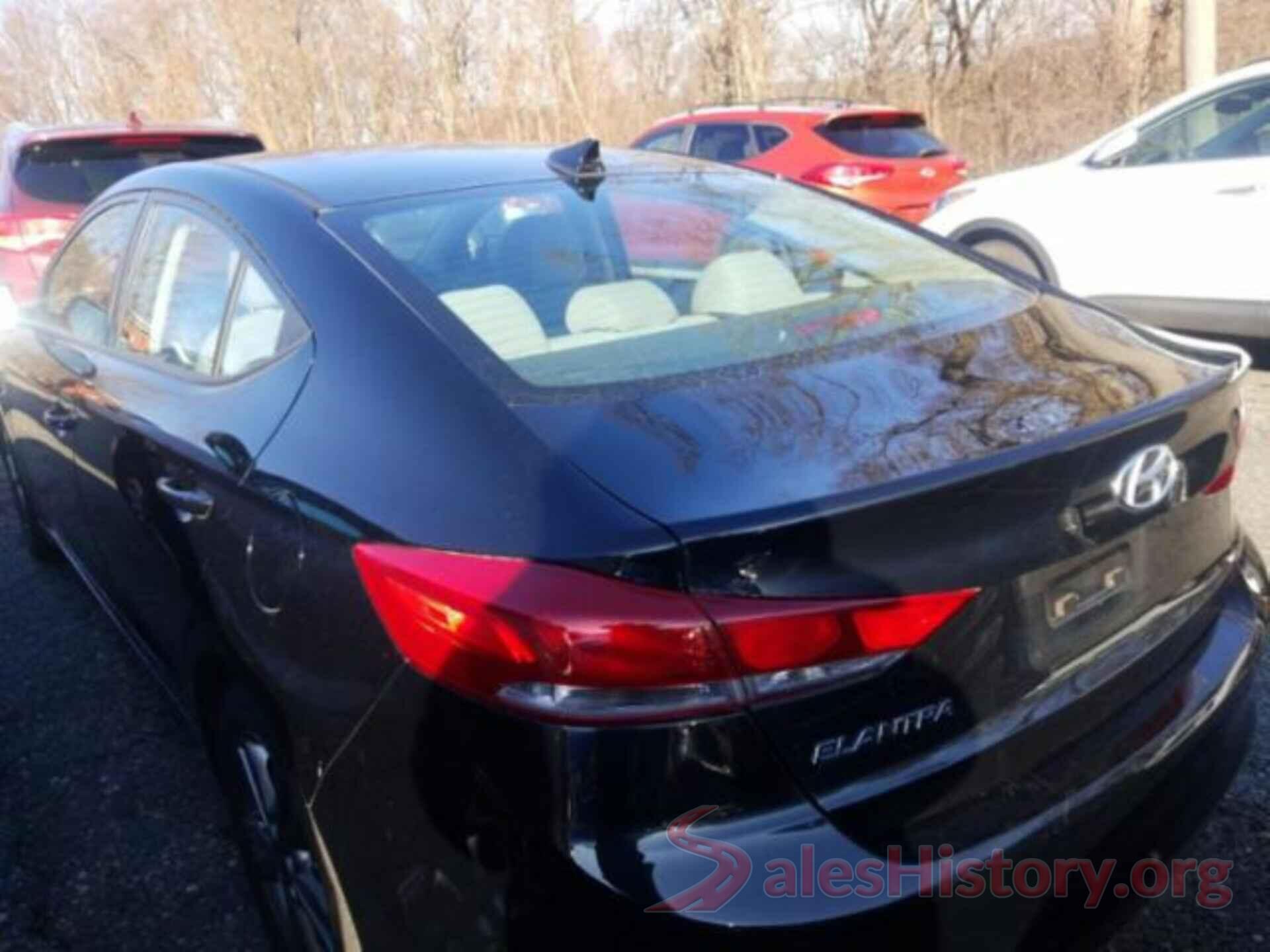 5NPD84LF6JH262711 2018 HYUNDAI ELANTRA