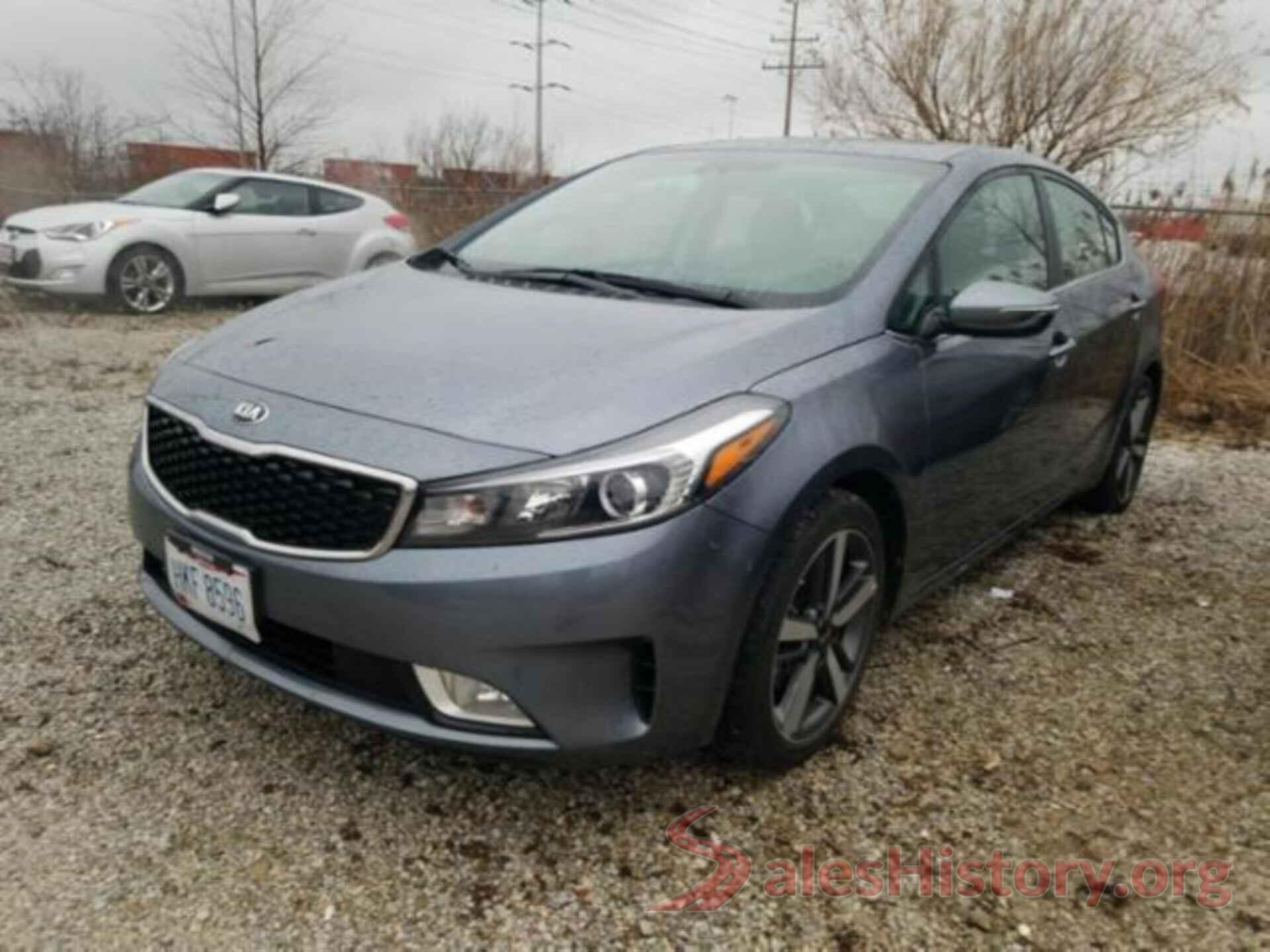 3KPFN4A80JE195694 2018 KIA FORTE