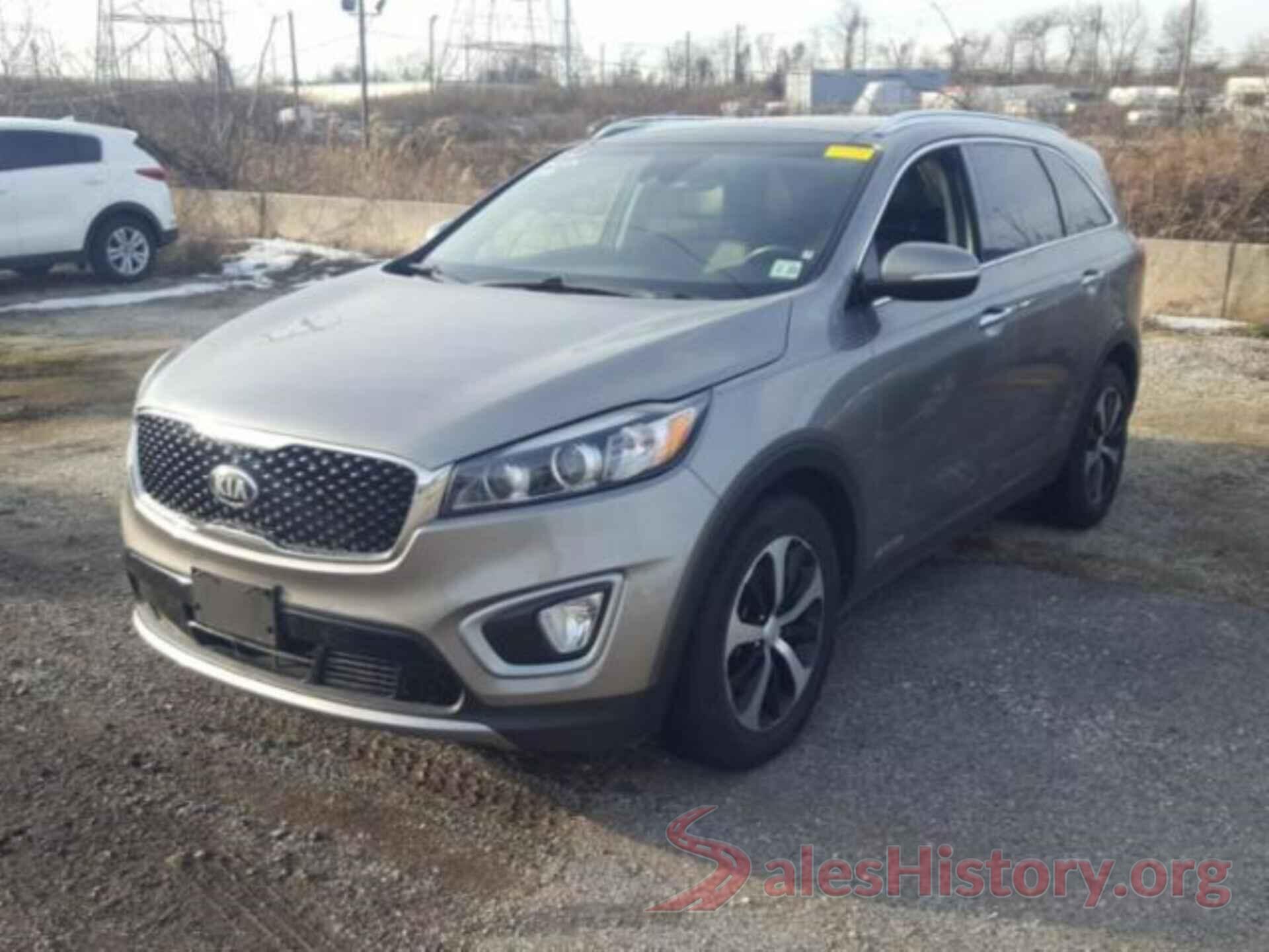 5XYPHDA50JG420426 2018 KIA SORENTO