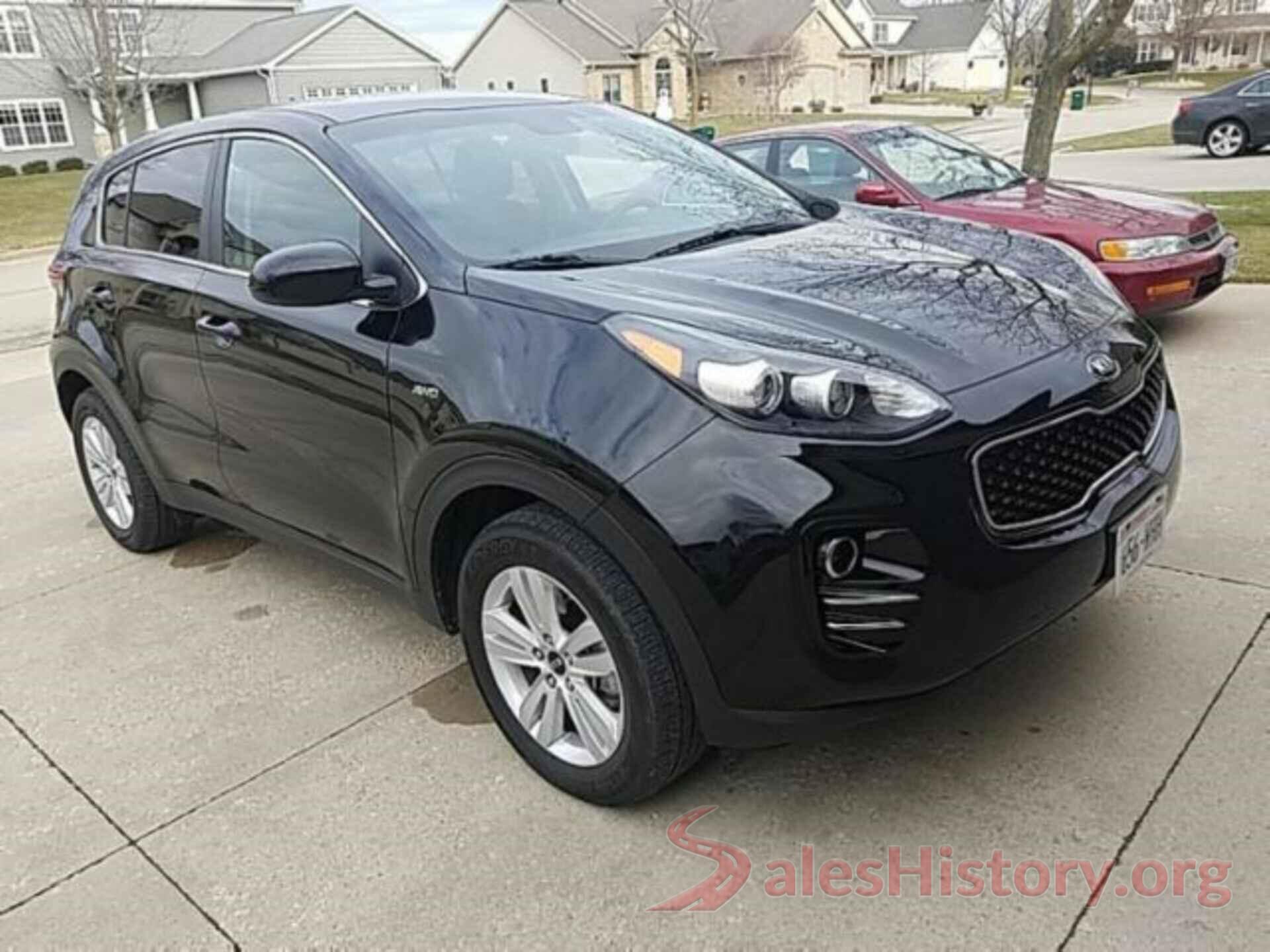 KNDPMCAC5J7364081 2018 KIA SPORTAGE