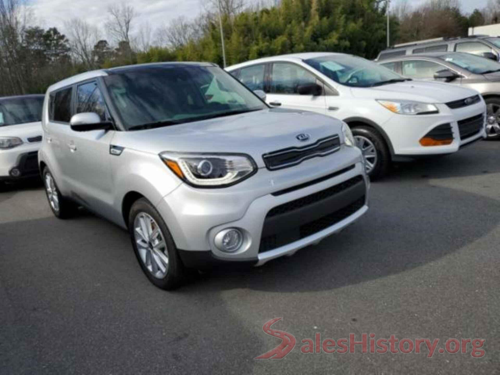 KNDJP3A55J7585100 2018 KIA SOUL