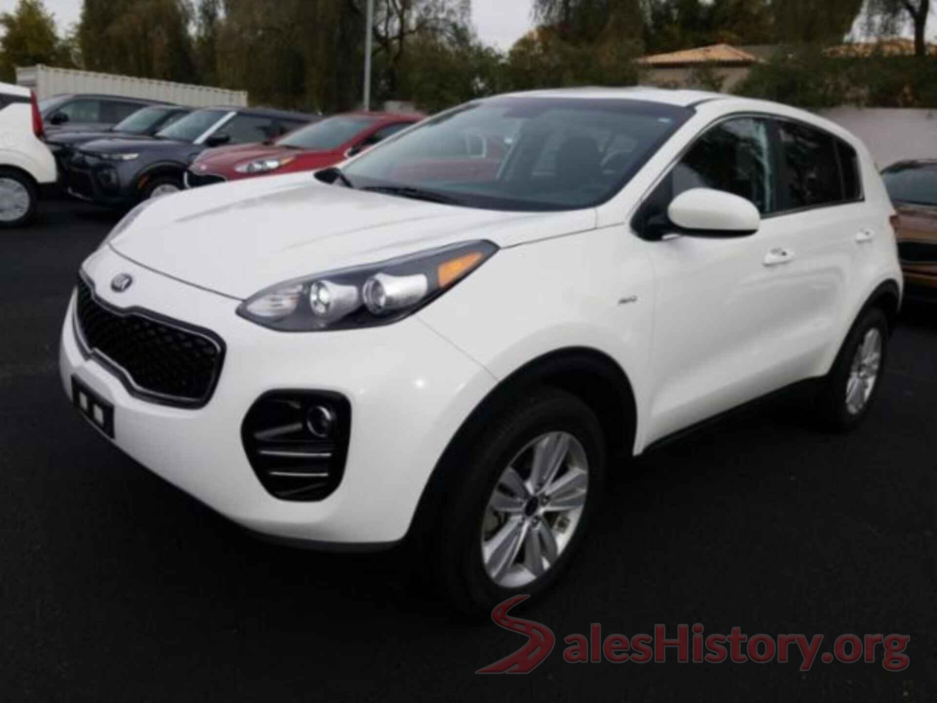 KNDPMCAC6J7377714 2018 KIA SPORTAGE