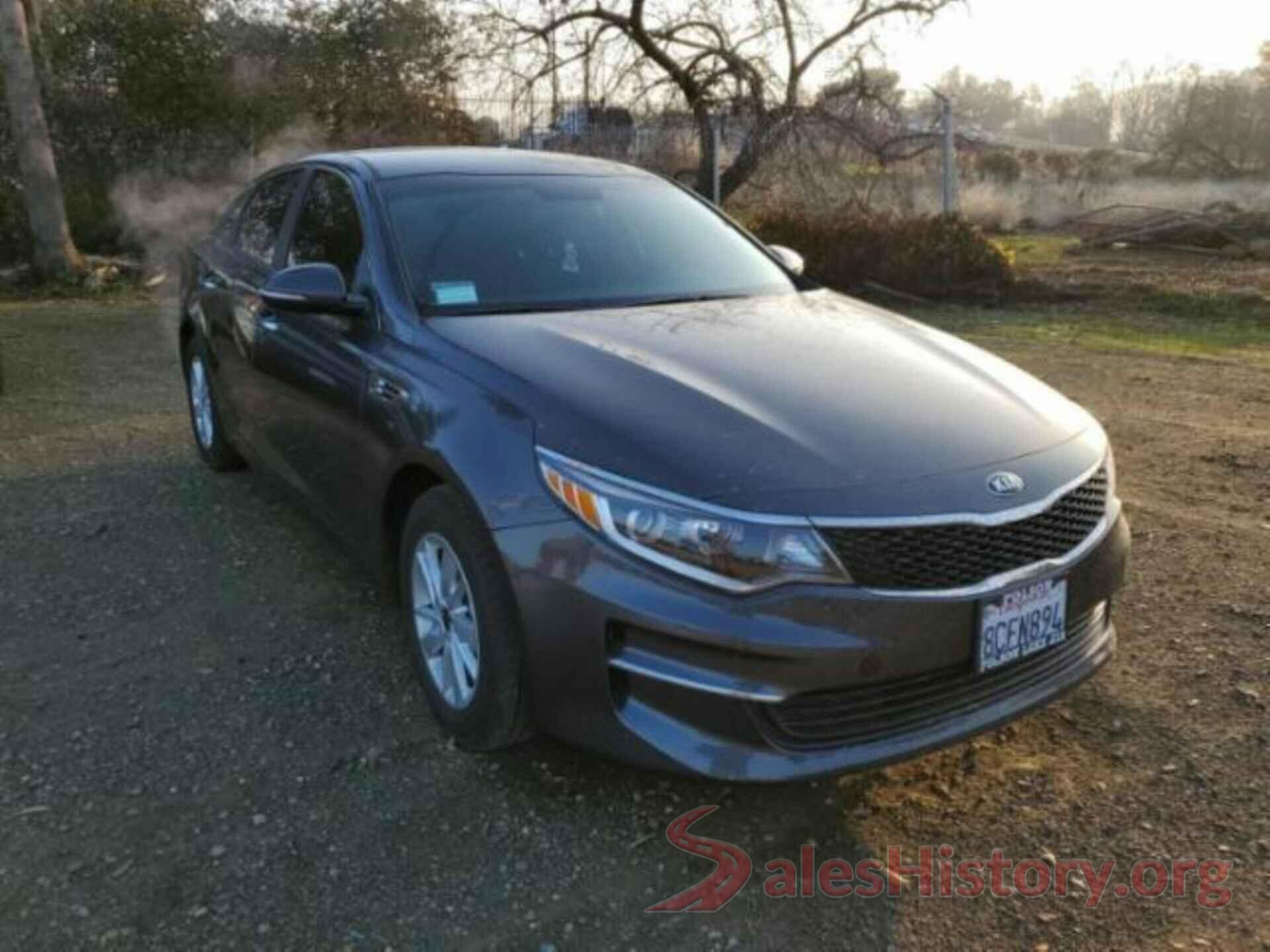 KNAGT4L39J5212187 2018 KIA OPTIMA