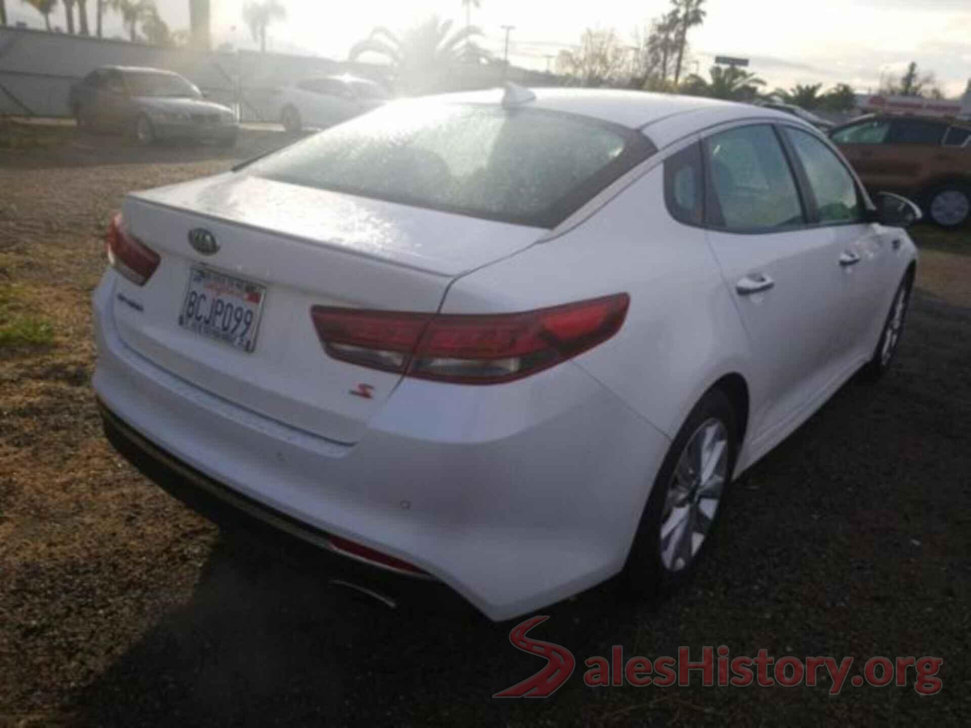 5XXGT4L31JG233484 2018 KIA OPTIMA