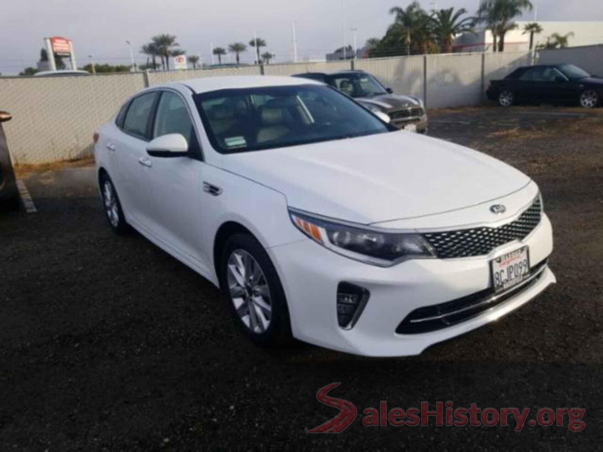 5XXGT4L31JG233484 2018 KIA OPTIMA