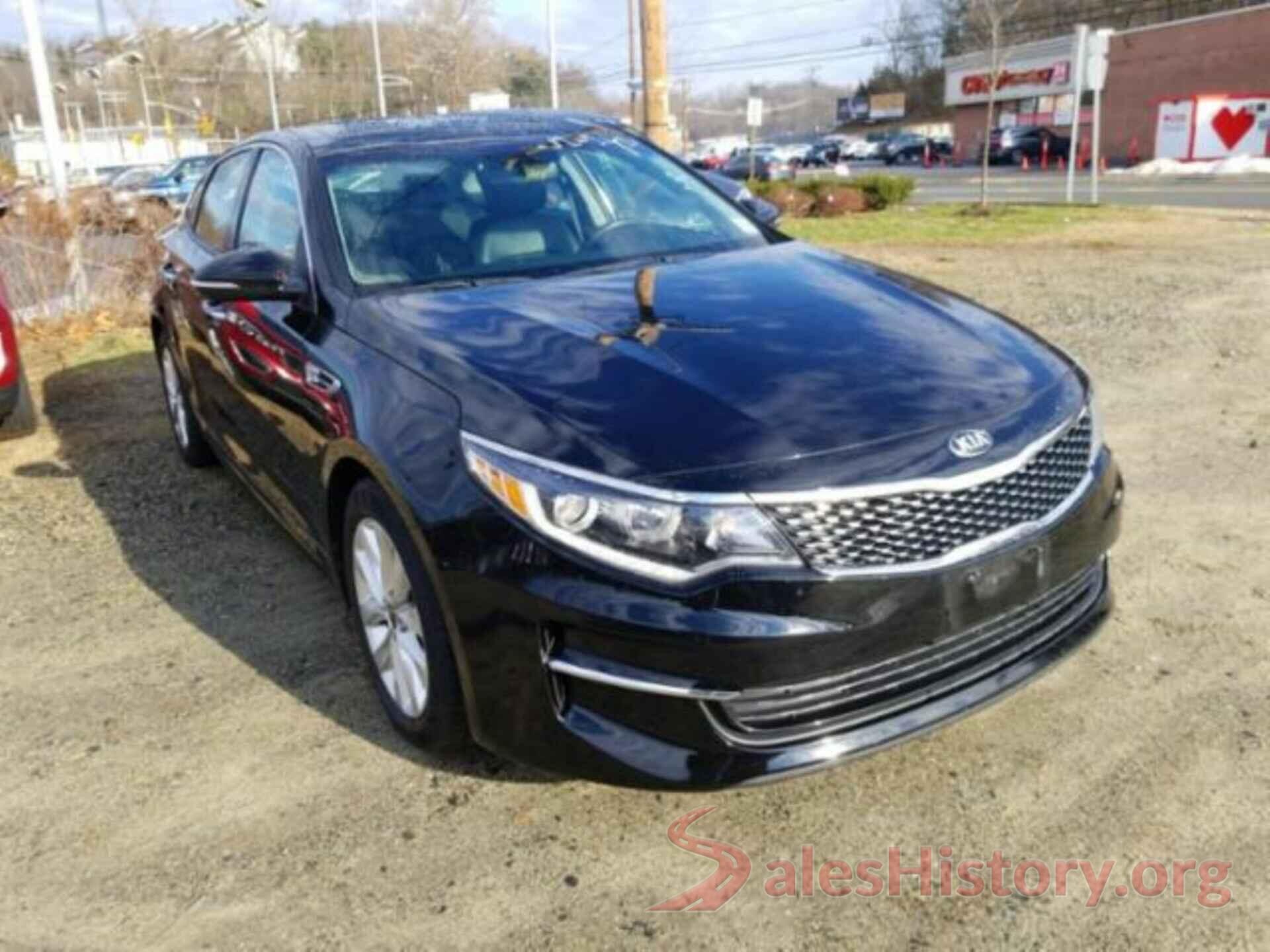 5XXGU4L38JG217750 2018 KIA OPTIMA