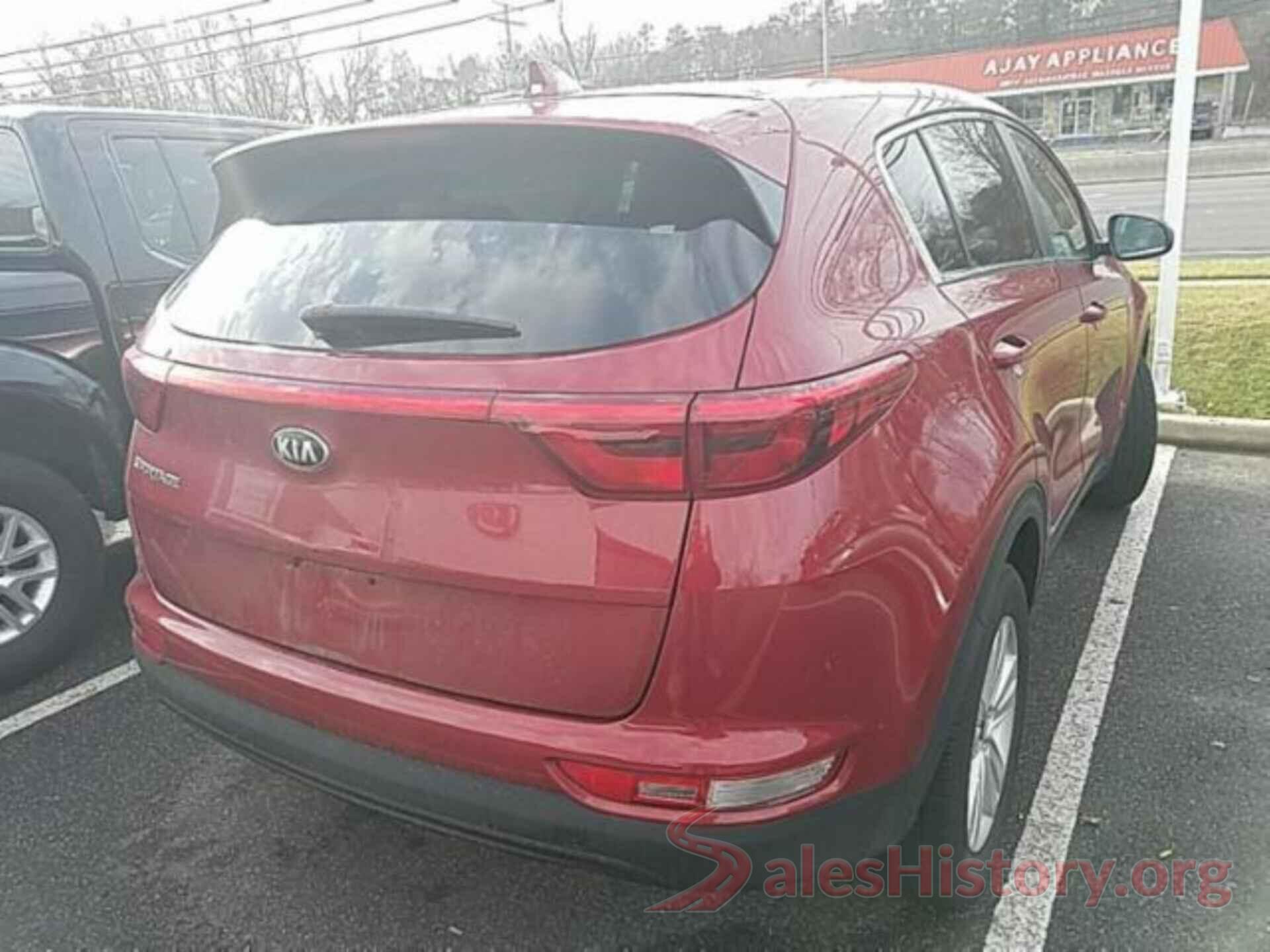 KNDPMCAC3J7400981 2018 KIA SPORTAGE