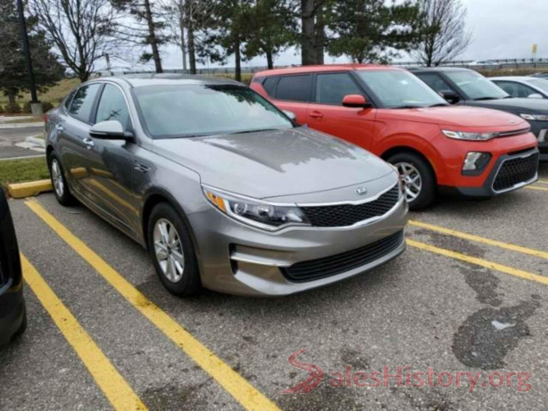 5XXGT4L32JG220355 2018 KIA OPTIMA