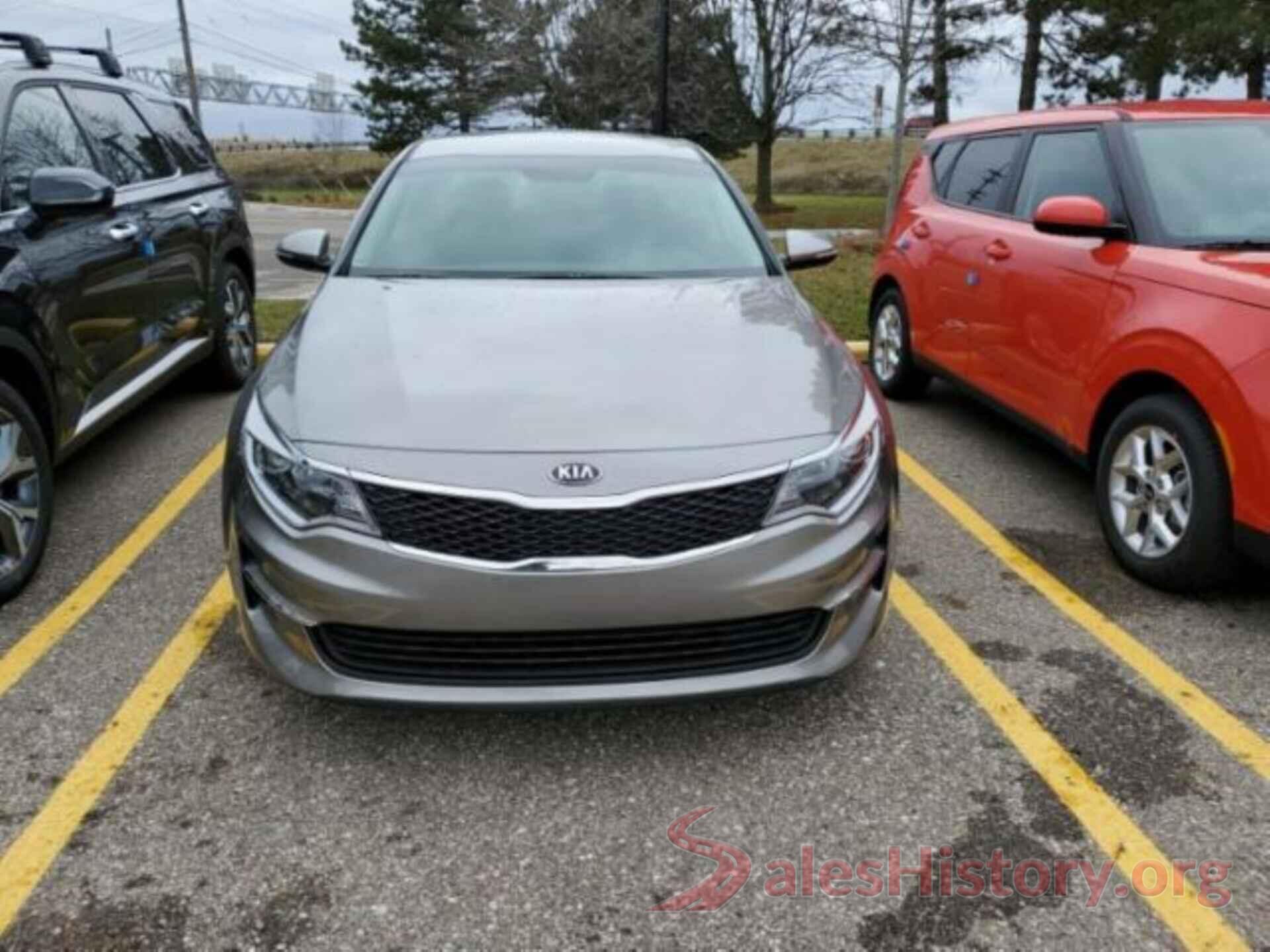 5XXGT4L32JG220355 2018 KIA OPTIMA