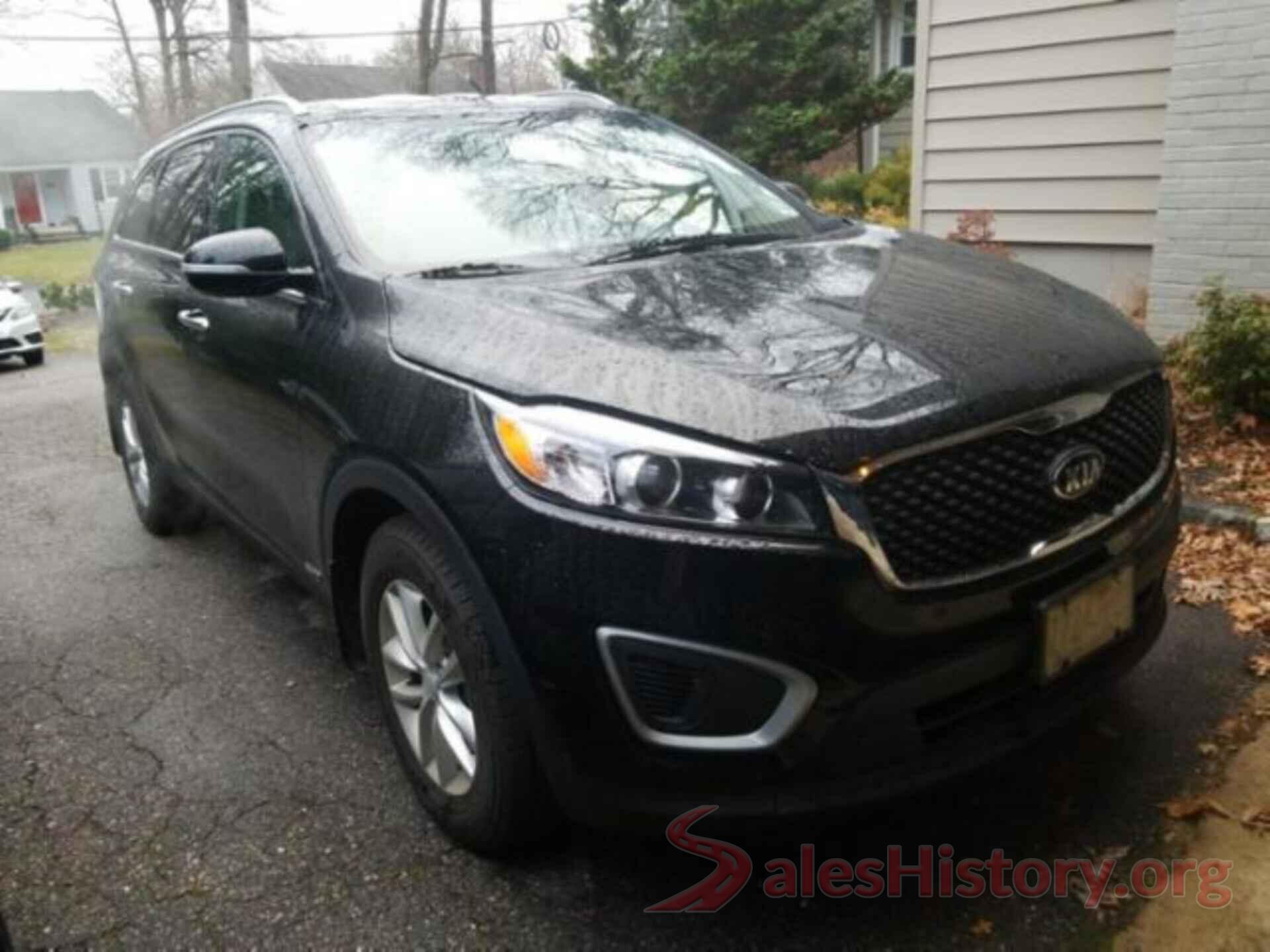 5XYPGDA32JG410529 2018 KIA SORENTO