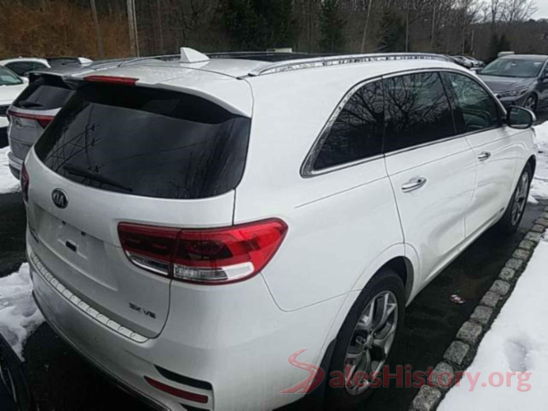 5XYPKDA50JG363873 2018 KIA SORENTO