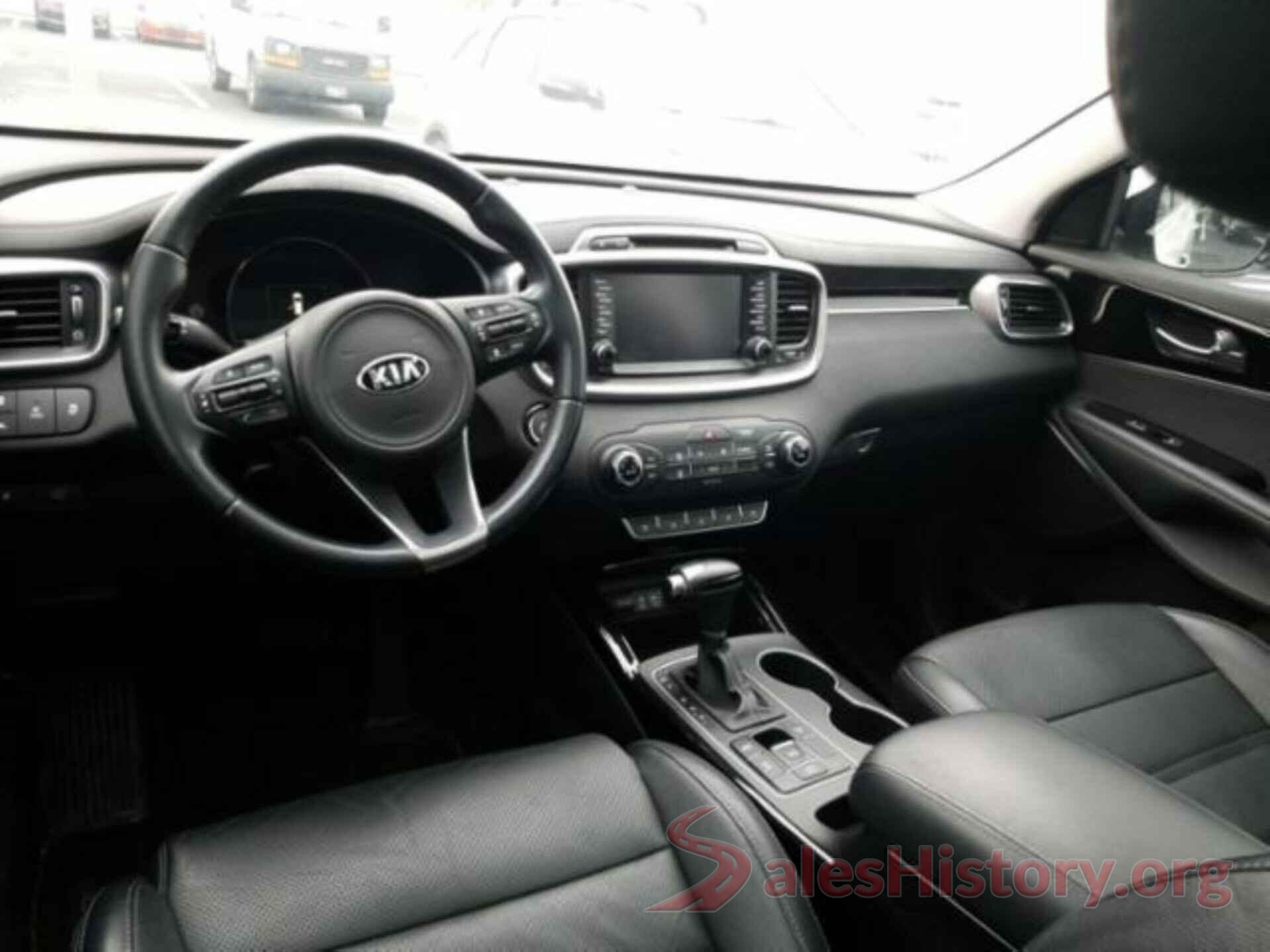 5XYPKDA53HG305668 2017 KIA SORENTO