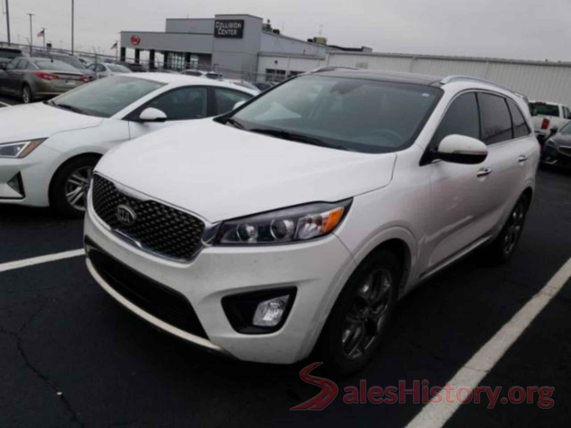 5XYPKDA53HG305668 2017 KIA SORENTO