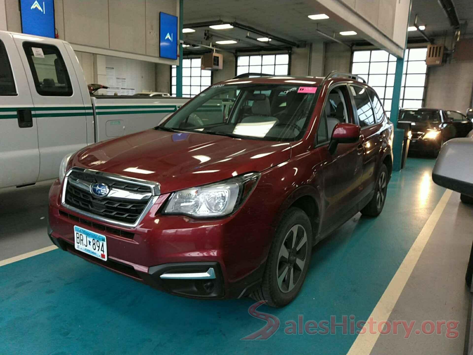 JF2SJAEC7JH603904 2018 SUBARU FORESTER