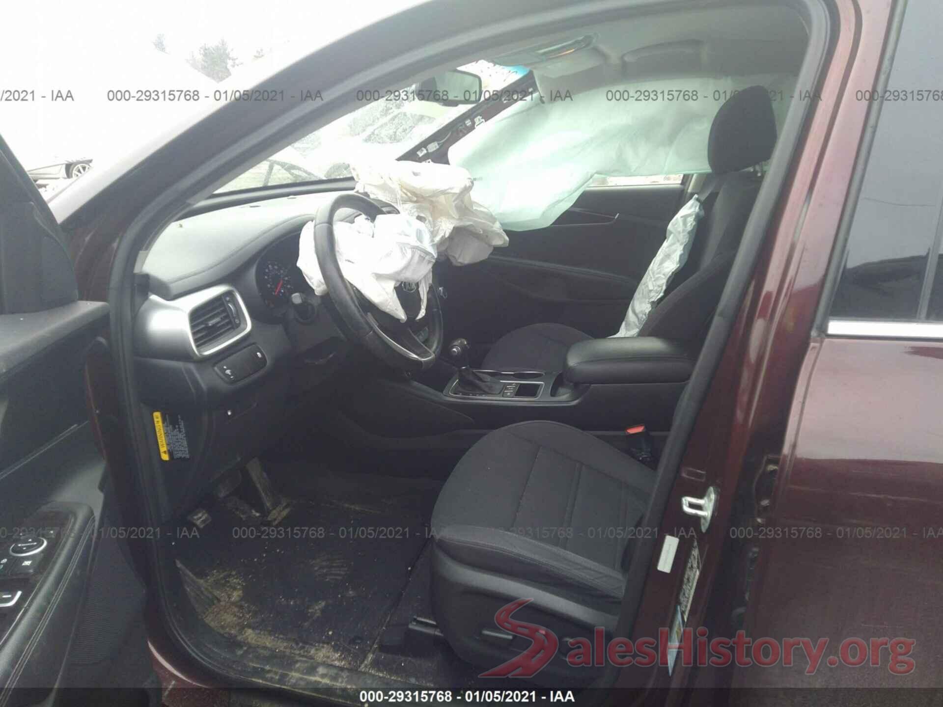 5XYPGDA37HG252781 2017 KIA SORENTO