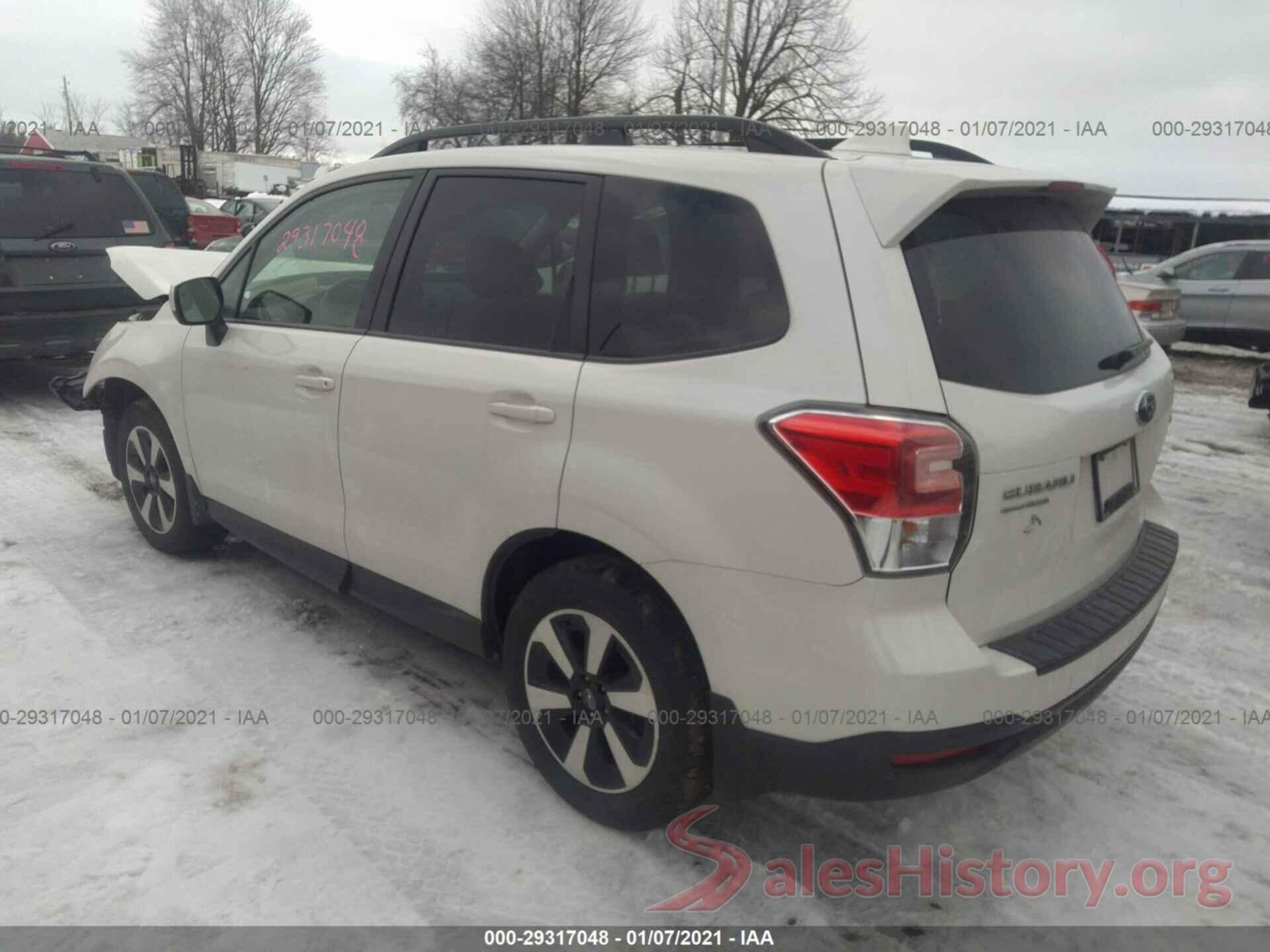 JF2SJAGC7JH509051 2018 SUBARU FORESTER