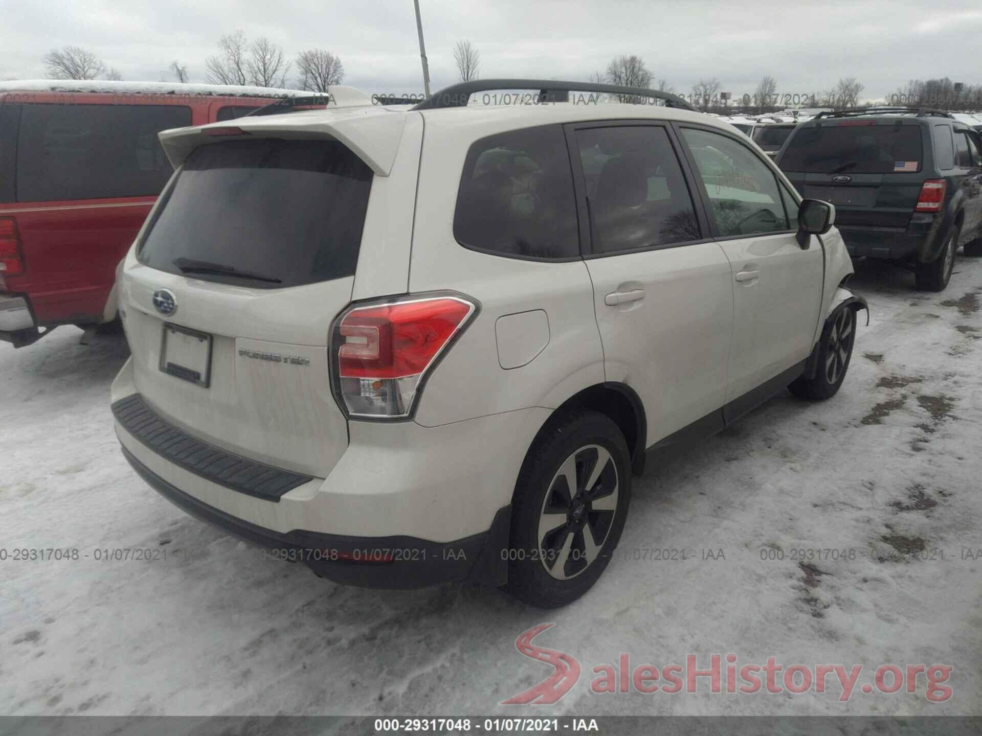 JF2SJAGC7JH509051 2018 SUBARU FORESTER