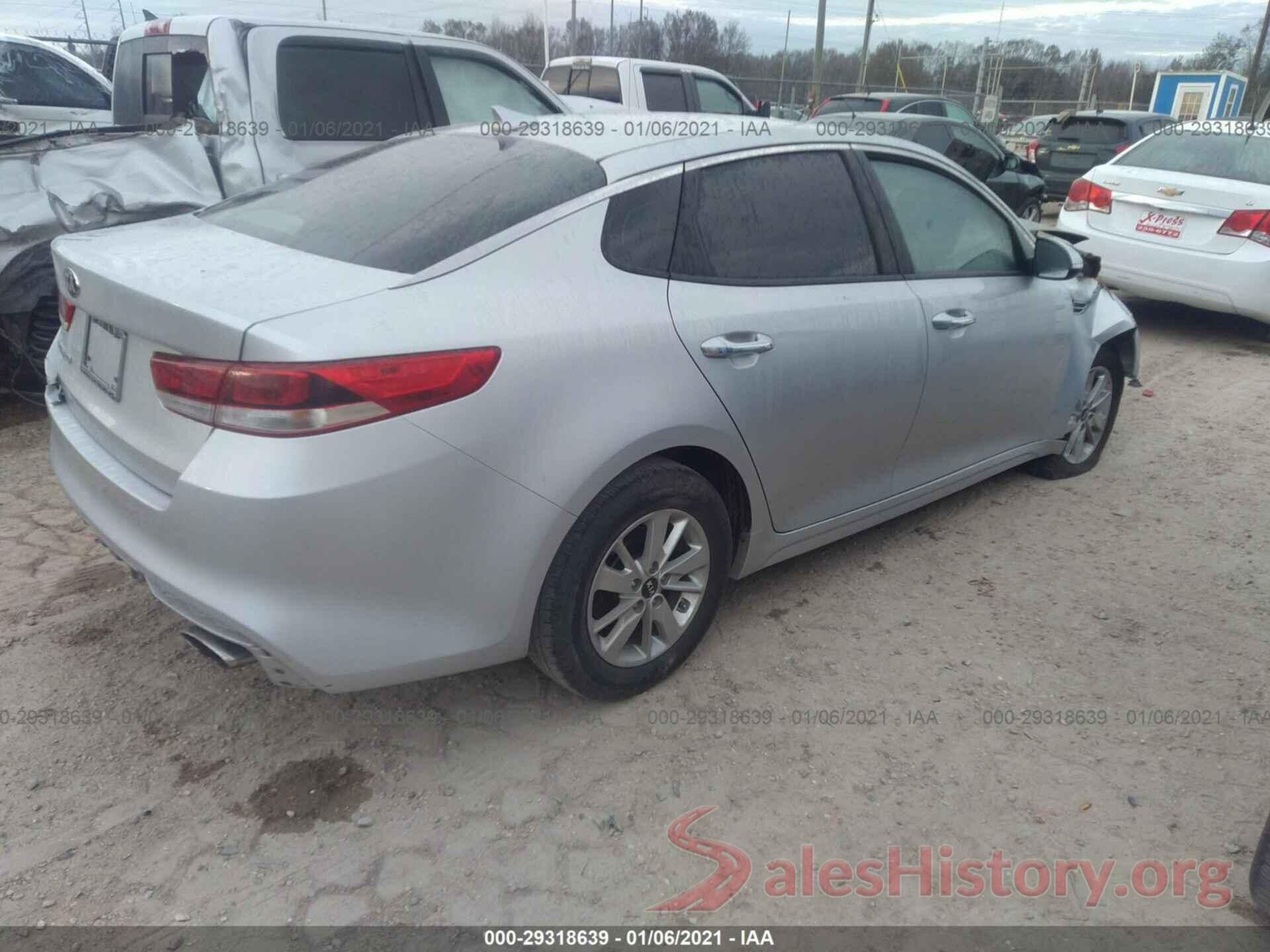 KNAGT4L38H5142076 2017 KIA OPTIMA