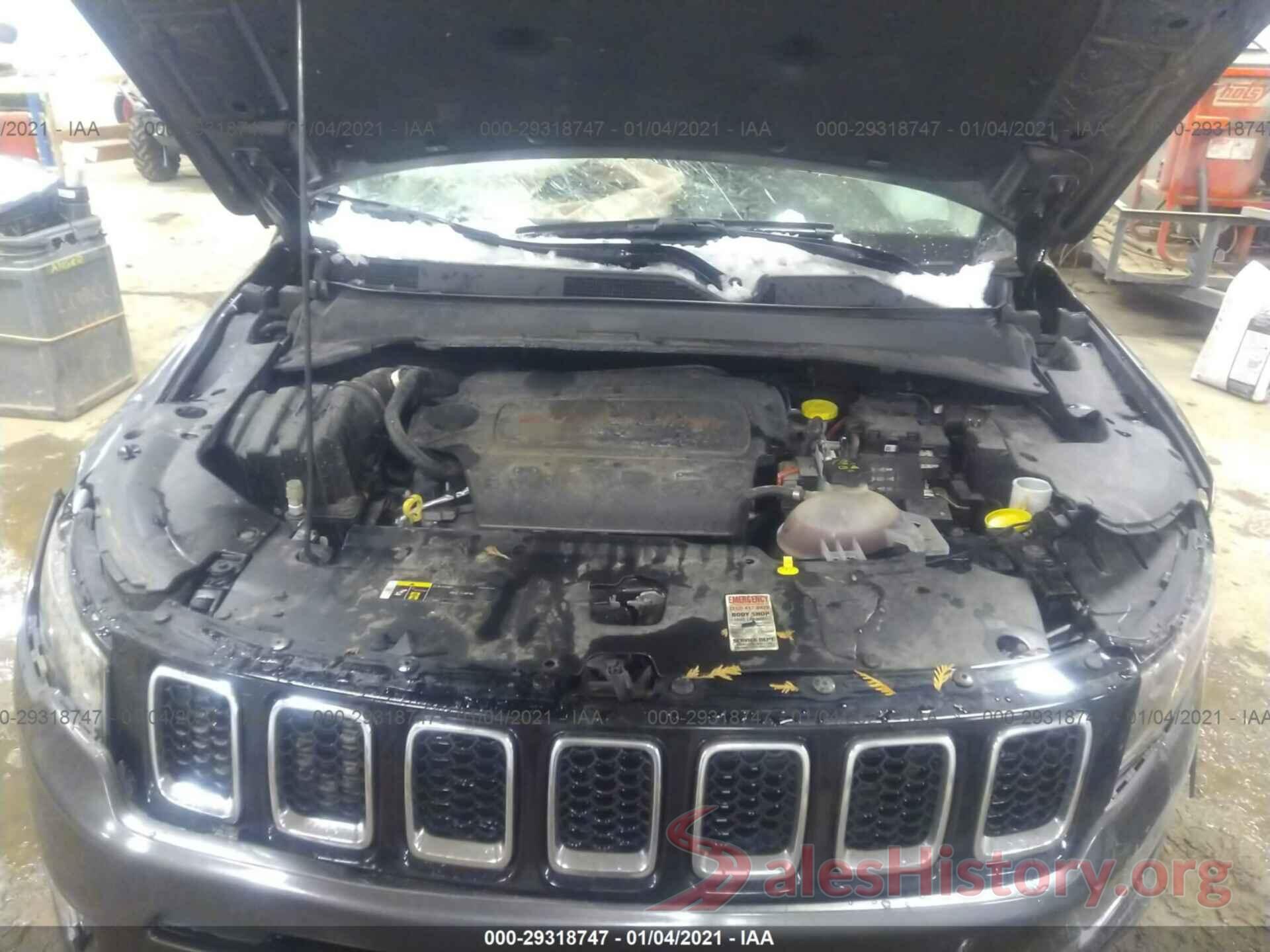 3C4NJDCB3JT484497 2018 JEEP COMPASS