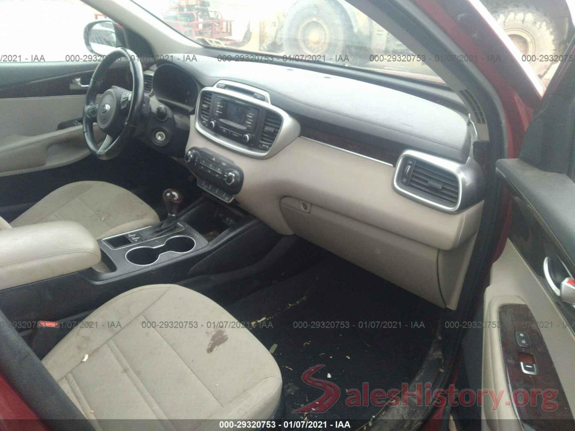 5XYPGDA35GG085898 2016 KIA SORENTO