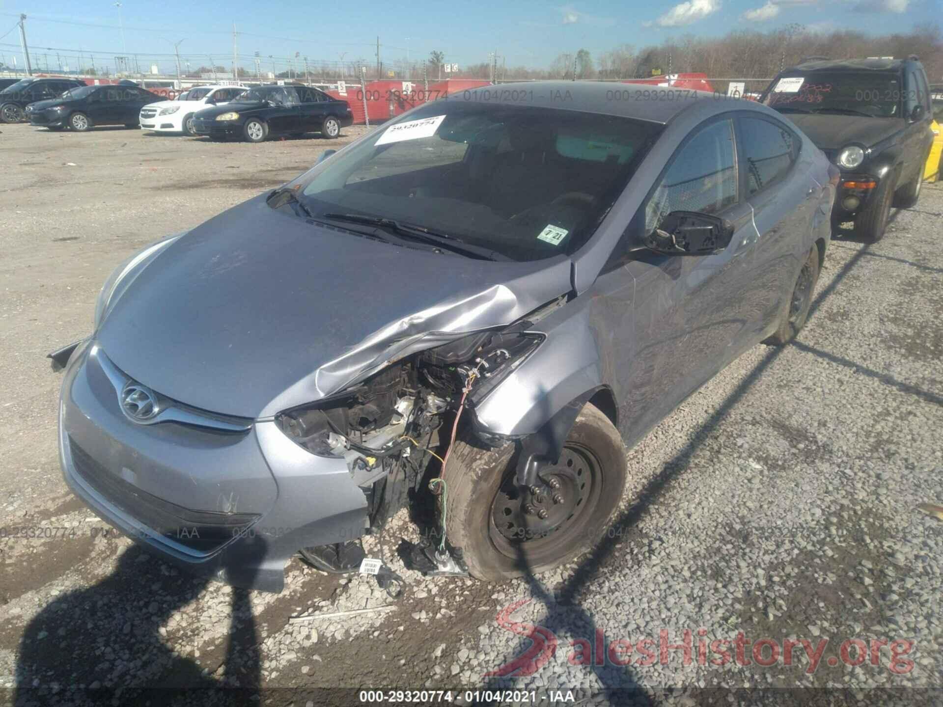 5NPDH4AE2GH701762 2016 HYUNDAI ELANTRA