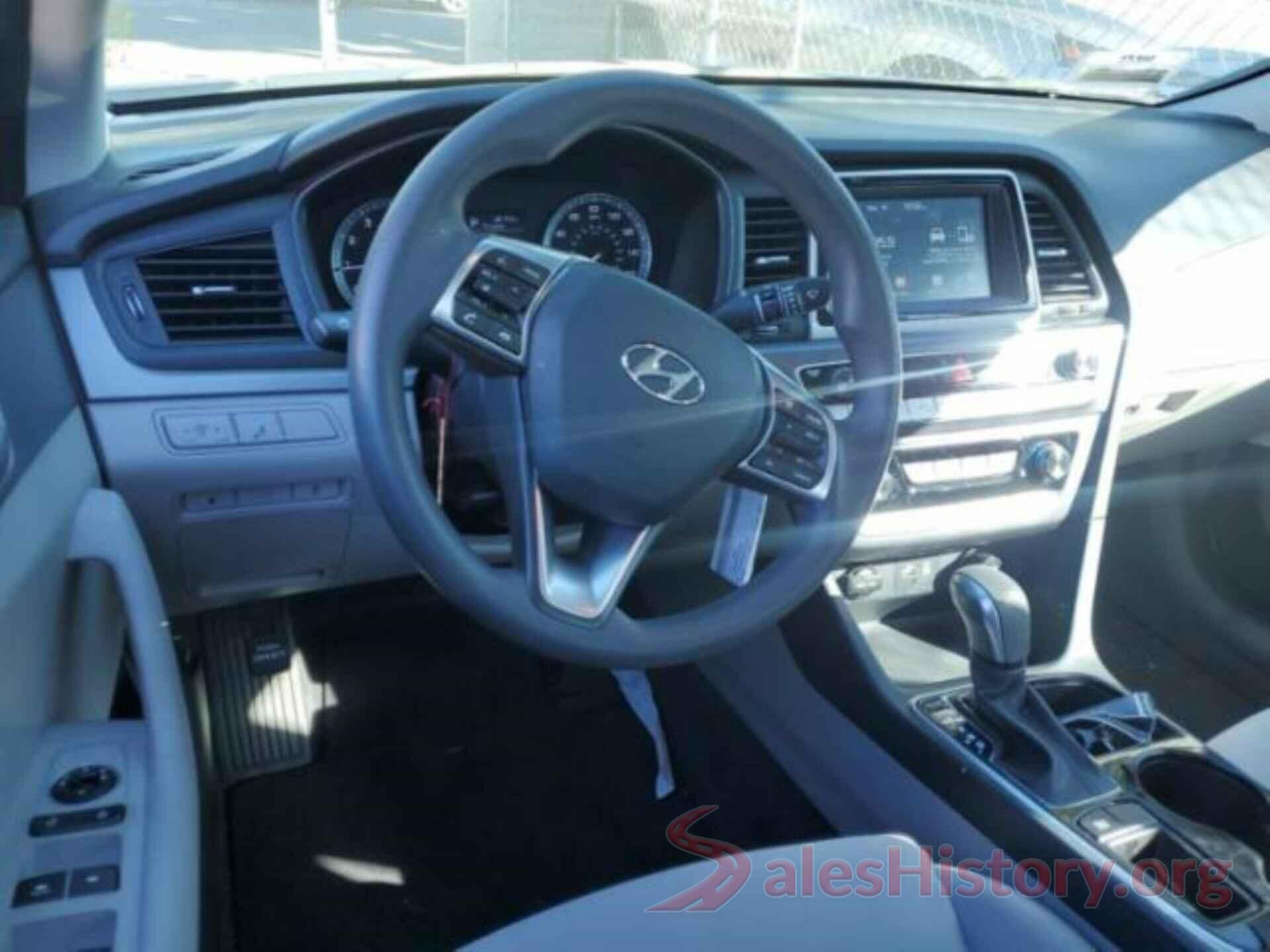 5NPE24AFXJH597916 2018 HYUNDAI SONATA