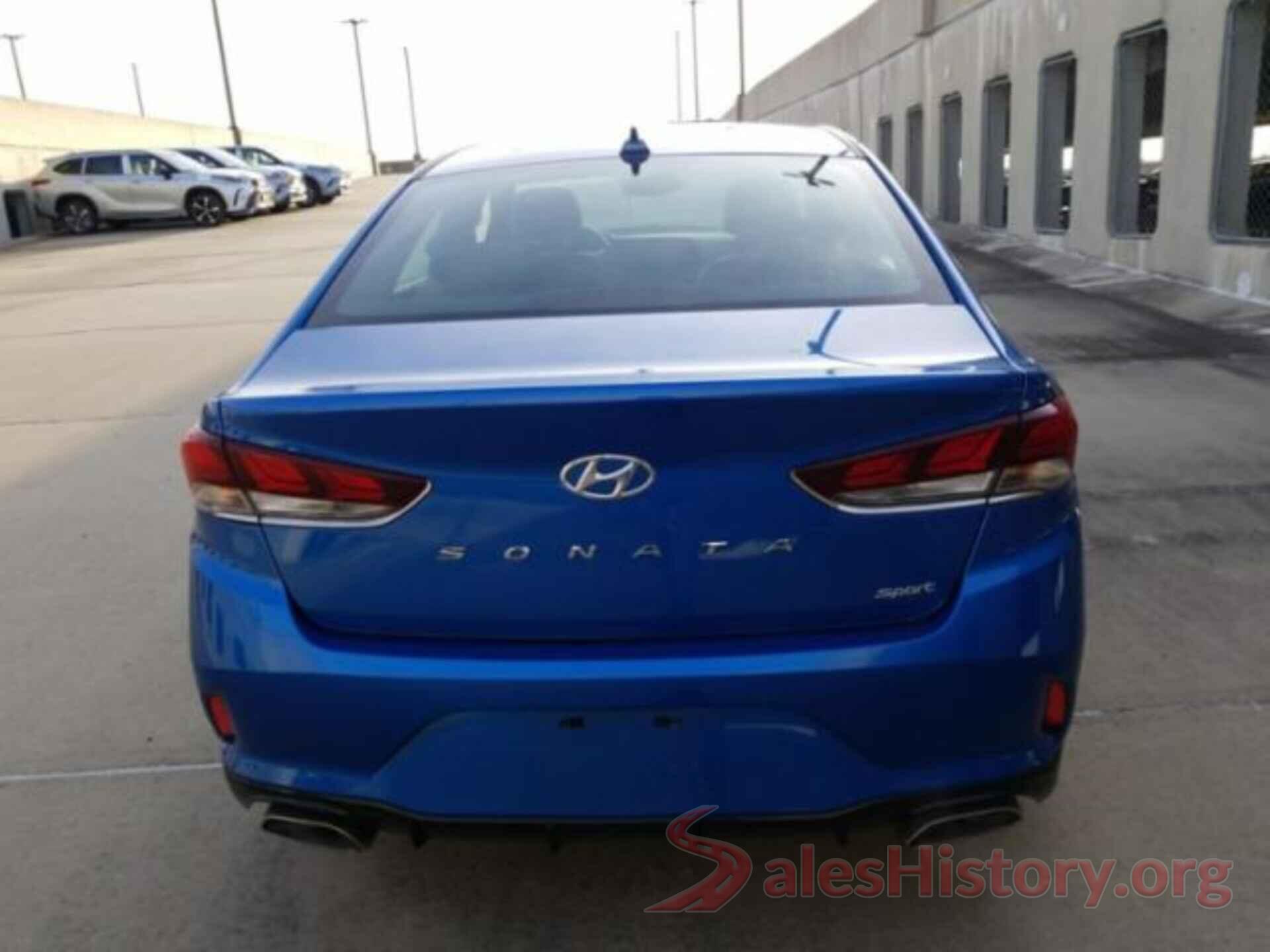 5NPE34AF8JH626469 2018 HYUNDAI SONATA