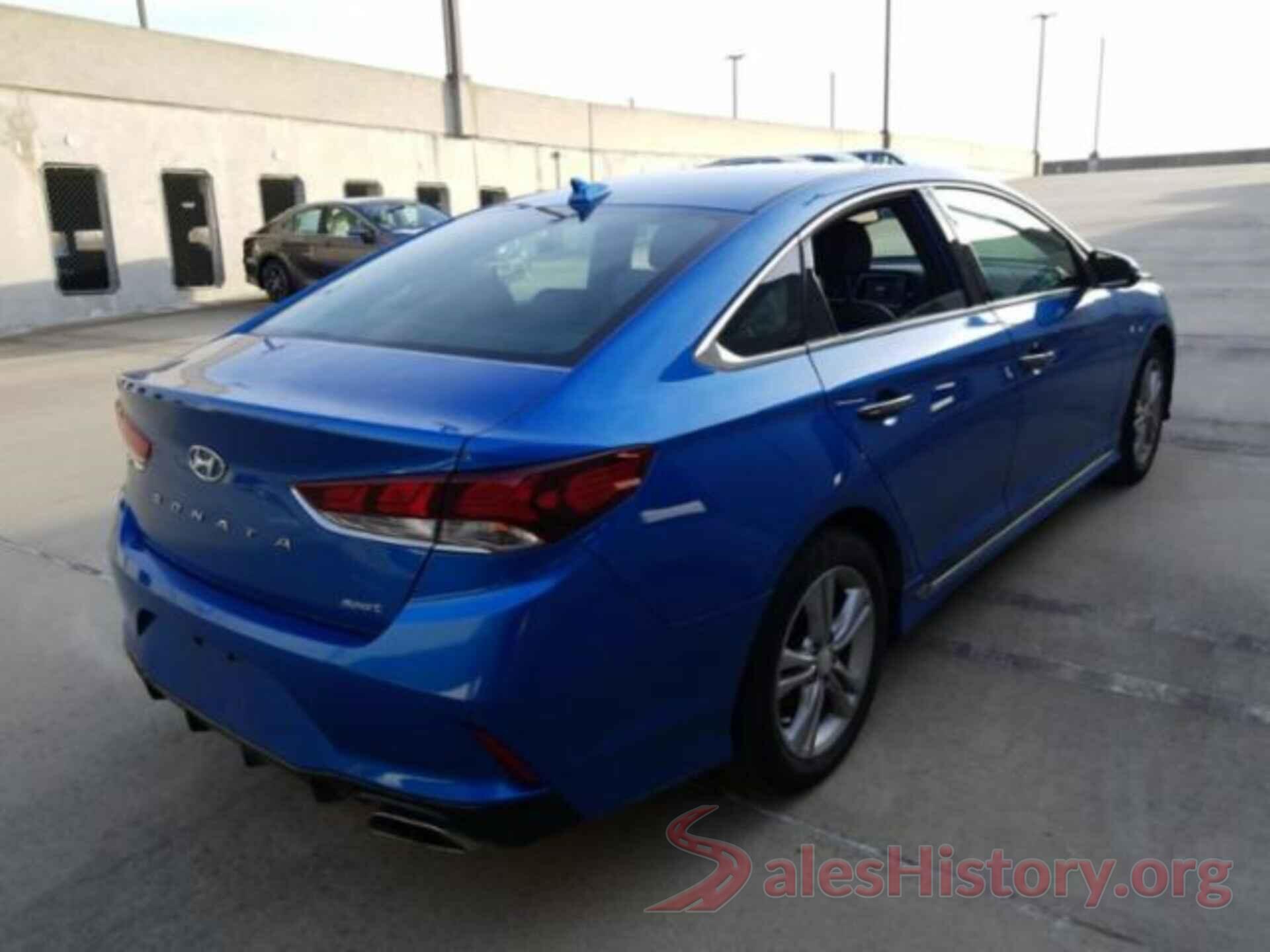 5NPE34AF8JH626469 2018 HYUNDAI SONATA