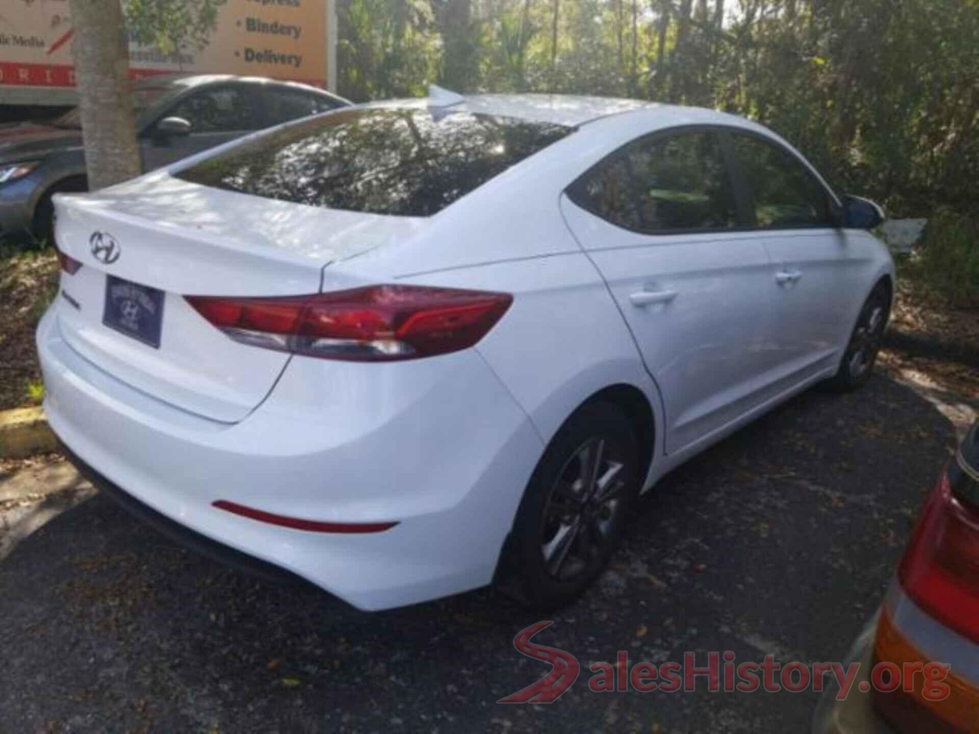 5NPD84LF0JH378888 2018 HYUNDAI ELANTRA