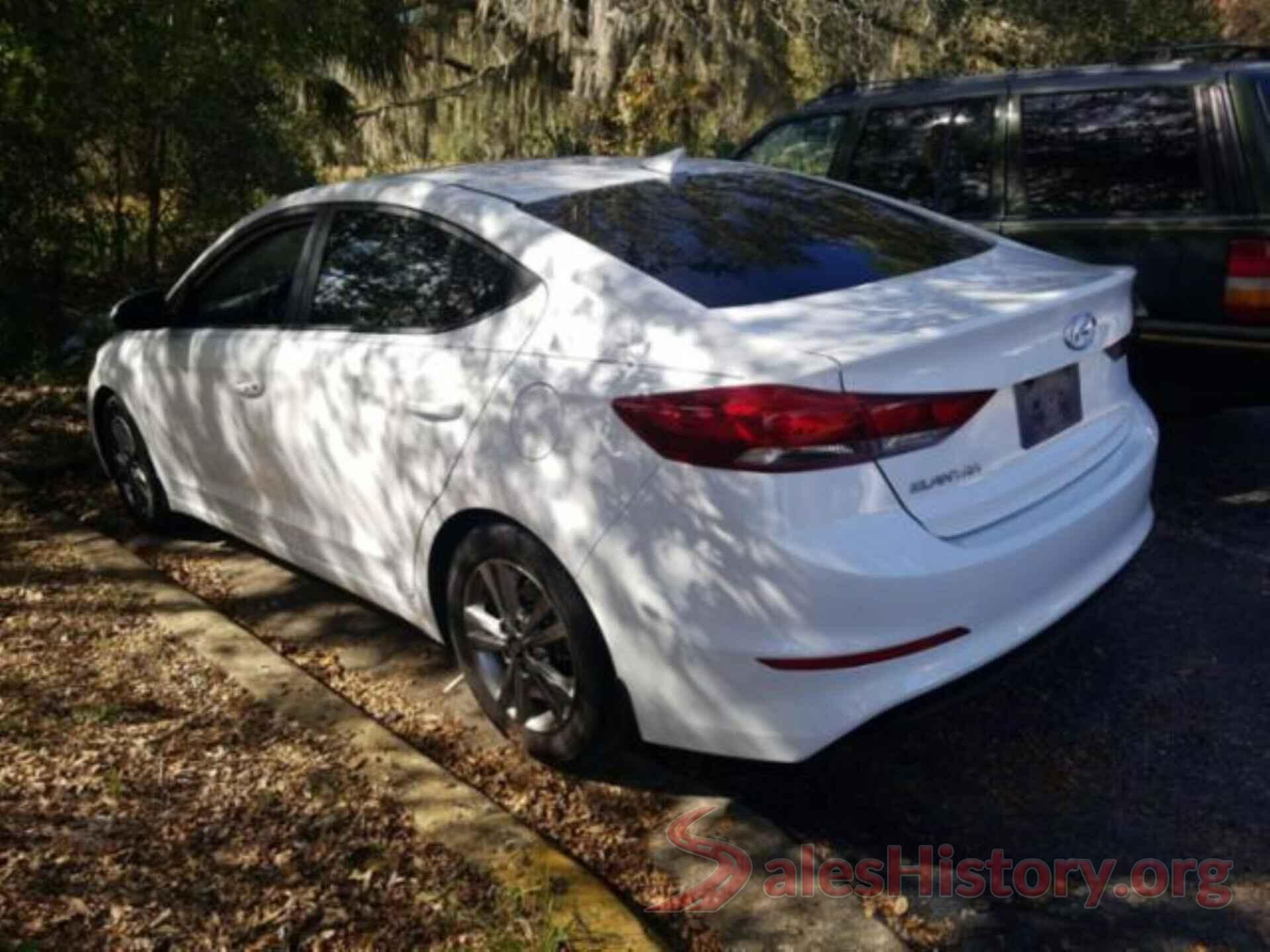 5NPD84LF0JH378888 2018 HYUNDAI ELANTRA