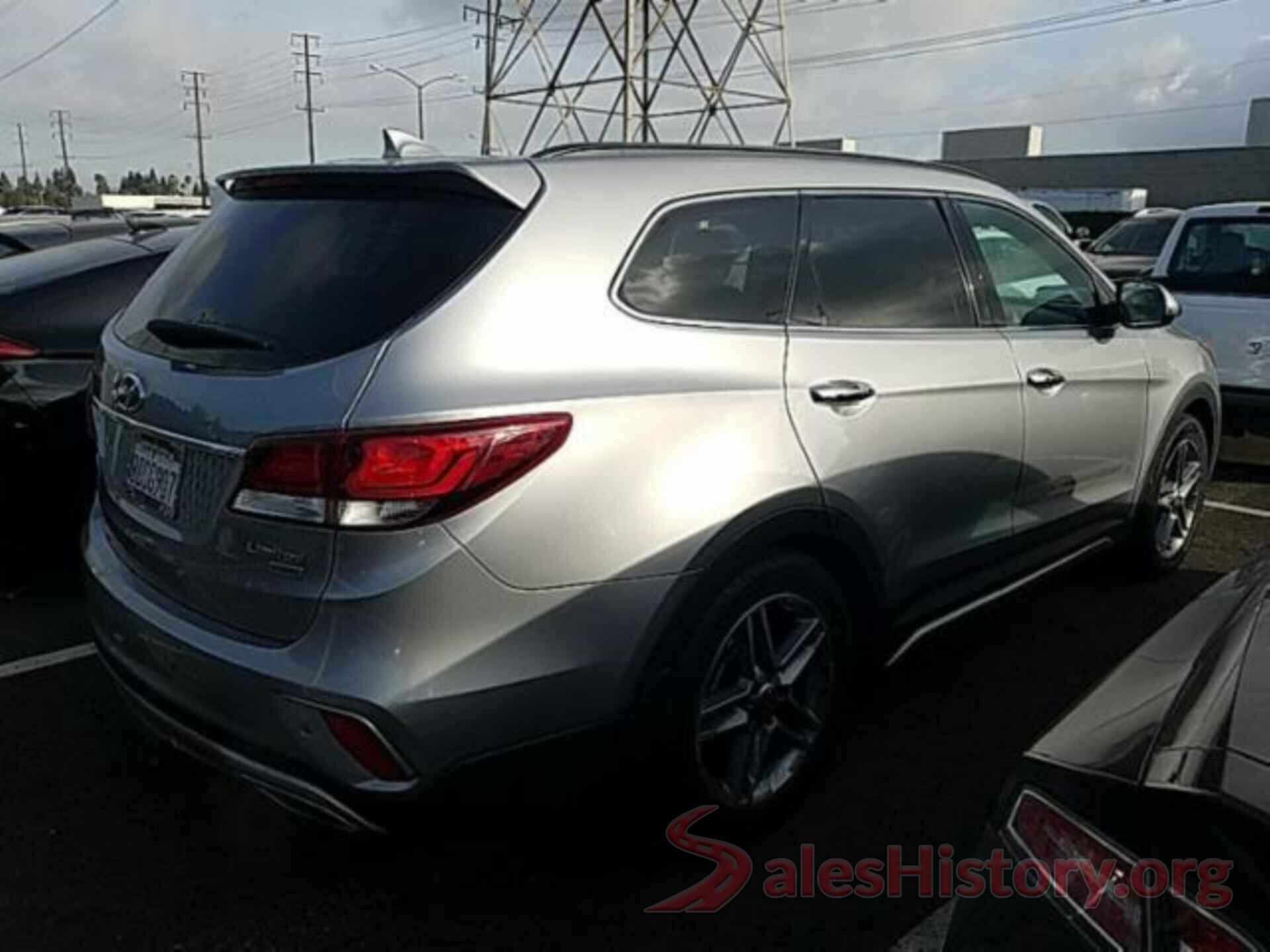 KM8SR4HF6JU268796 2018 HYUNDAI SANTA FE