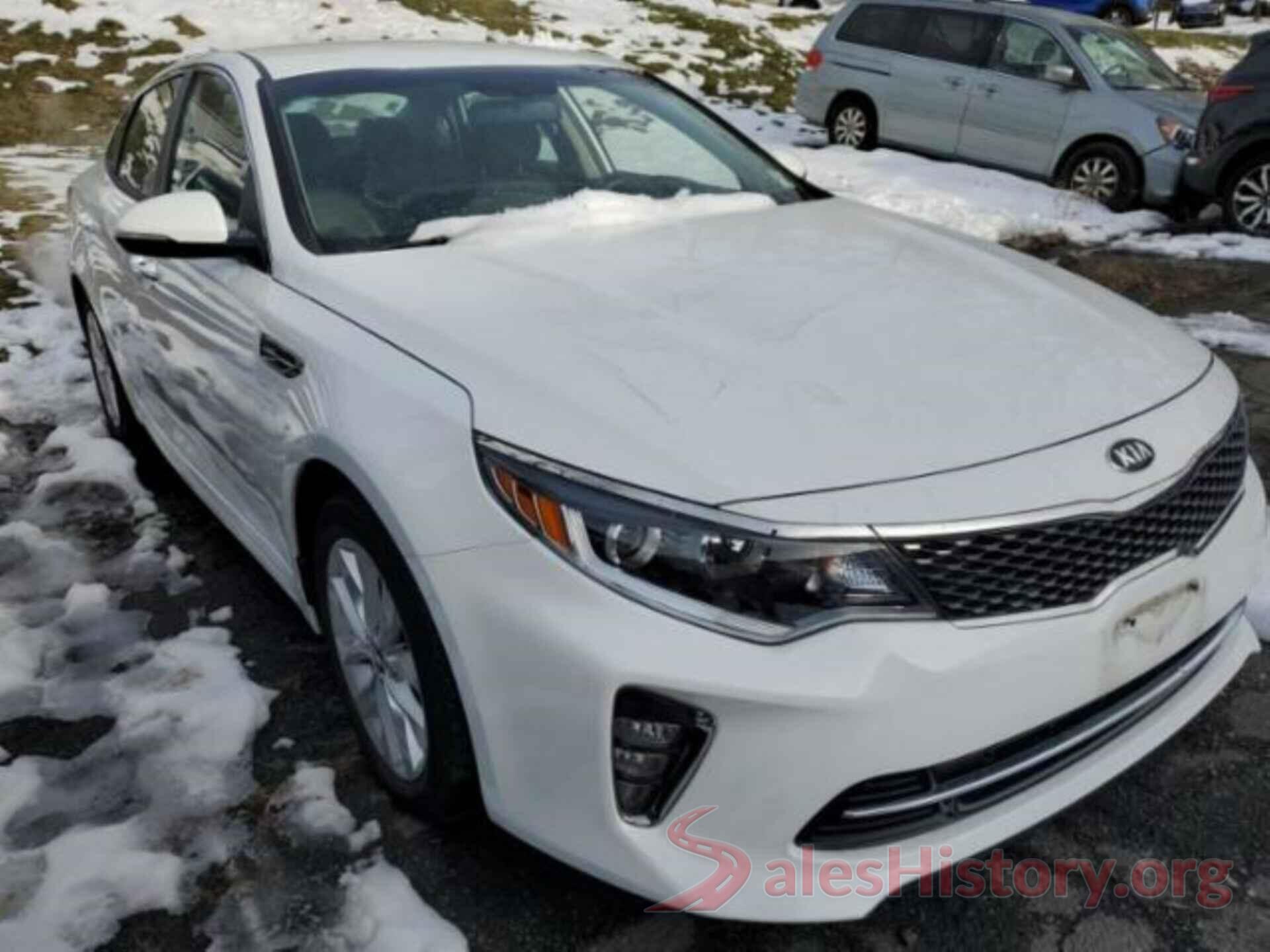 5XXGT4L39JG236987 2018 KIA OPTIMA