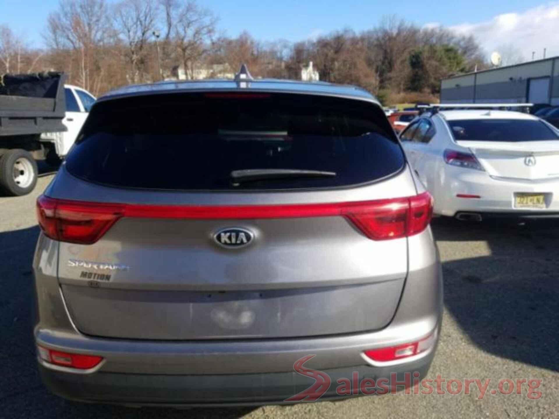 KNDPMCACXJ7427224 2018 KIA SPORTAGE