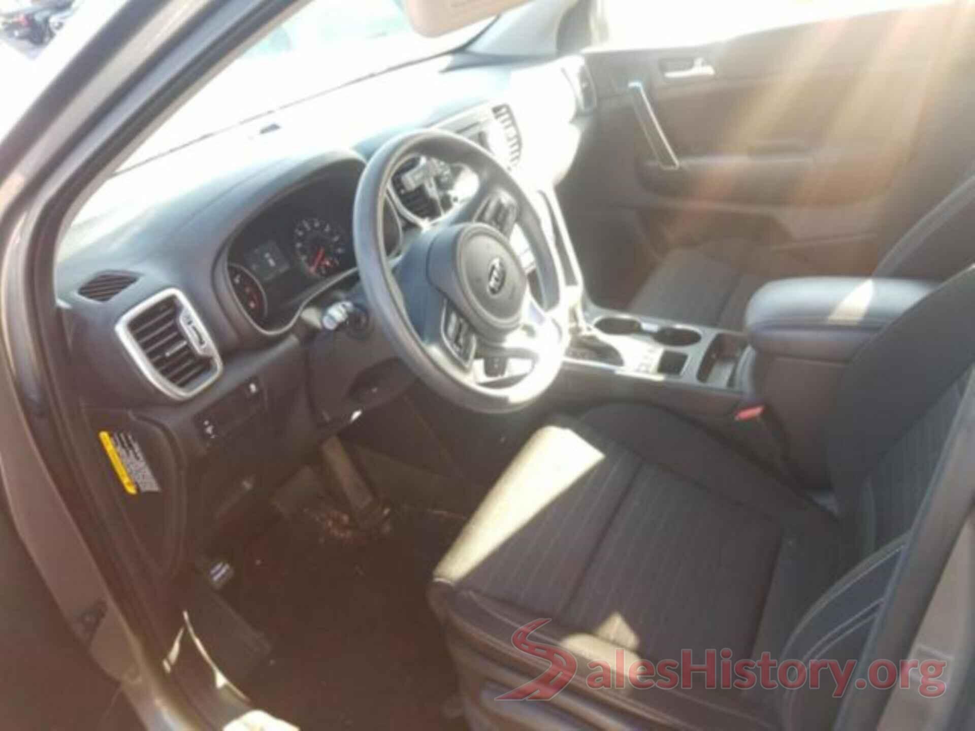 KNDPMCACXJ7427224 2018 KIA SPORTAGE