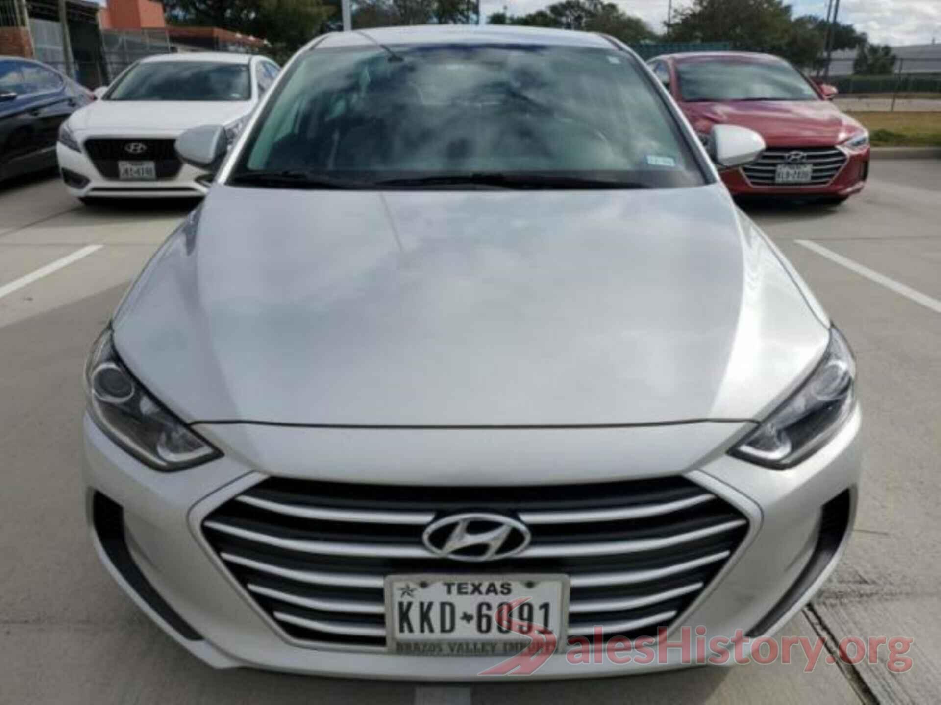 5NPD74LF3JH241060 2018 HYUNDAI ELANTRA